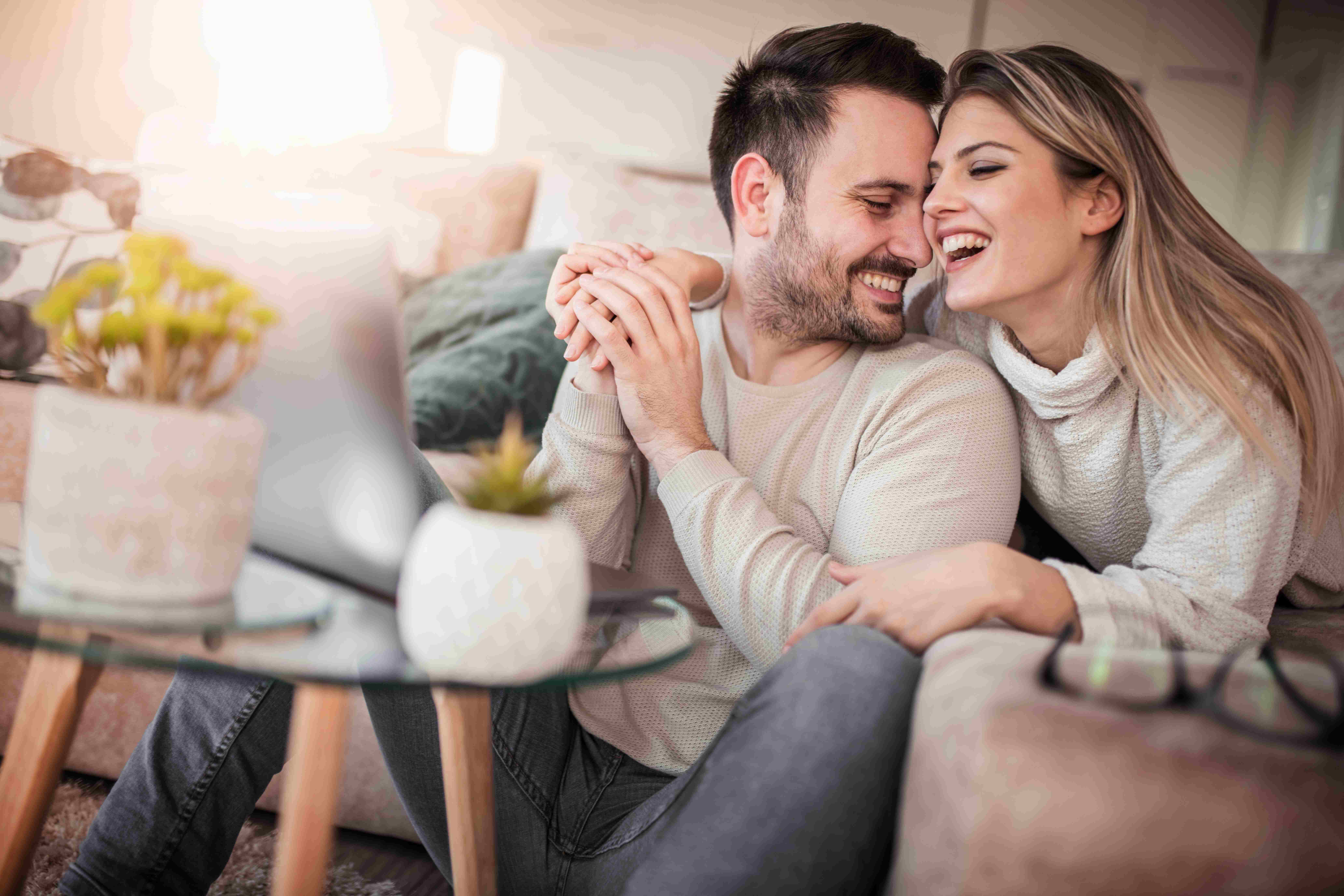 العناية بالذات تساعد كل من الزوجين على العطاء