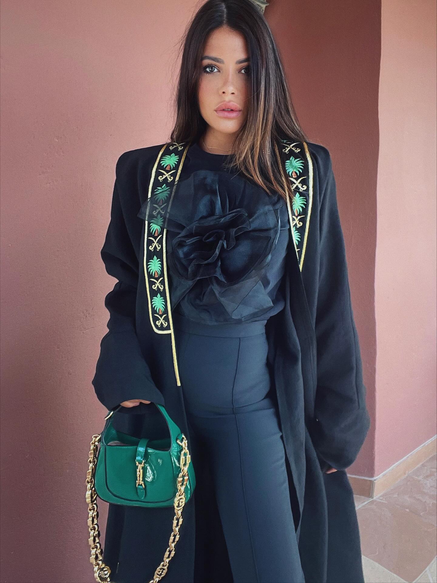 العنود بدر تحتفل باليوم الوطني السعودي