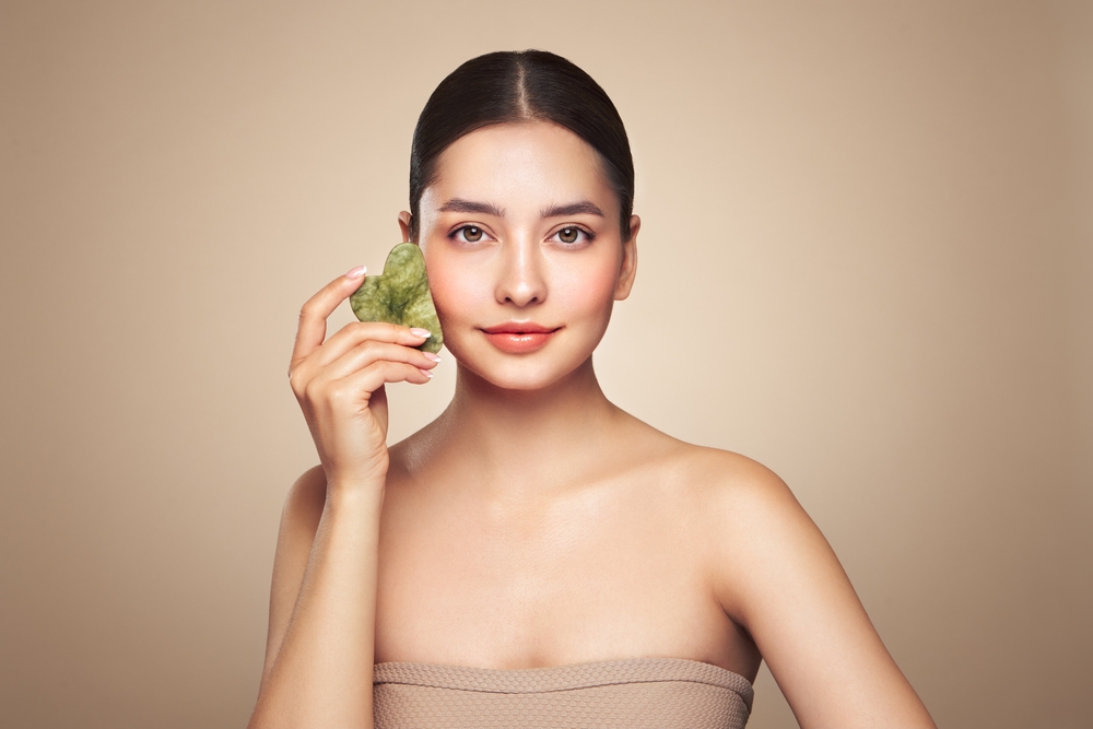 الغواشا من التقنيات اليابانية التي تعمل على شد البشرة