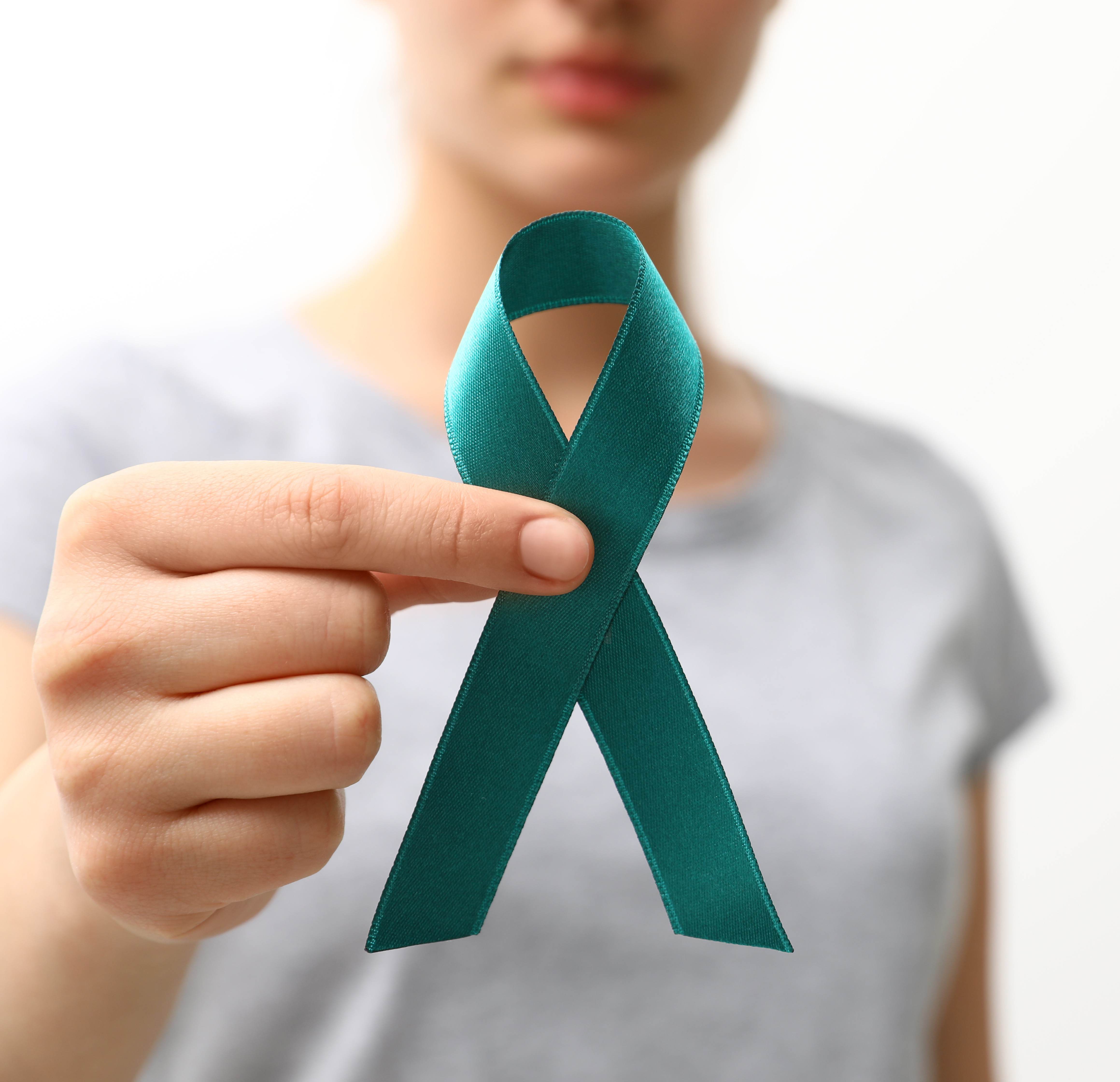 الفحوصات الدورية تقي الإصابة بسرطان عنق الرحم