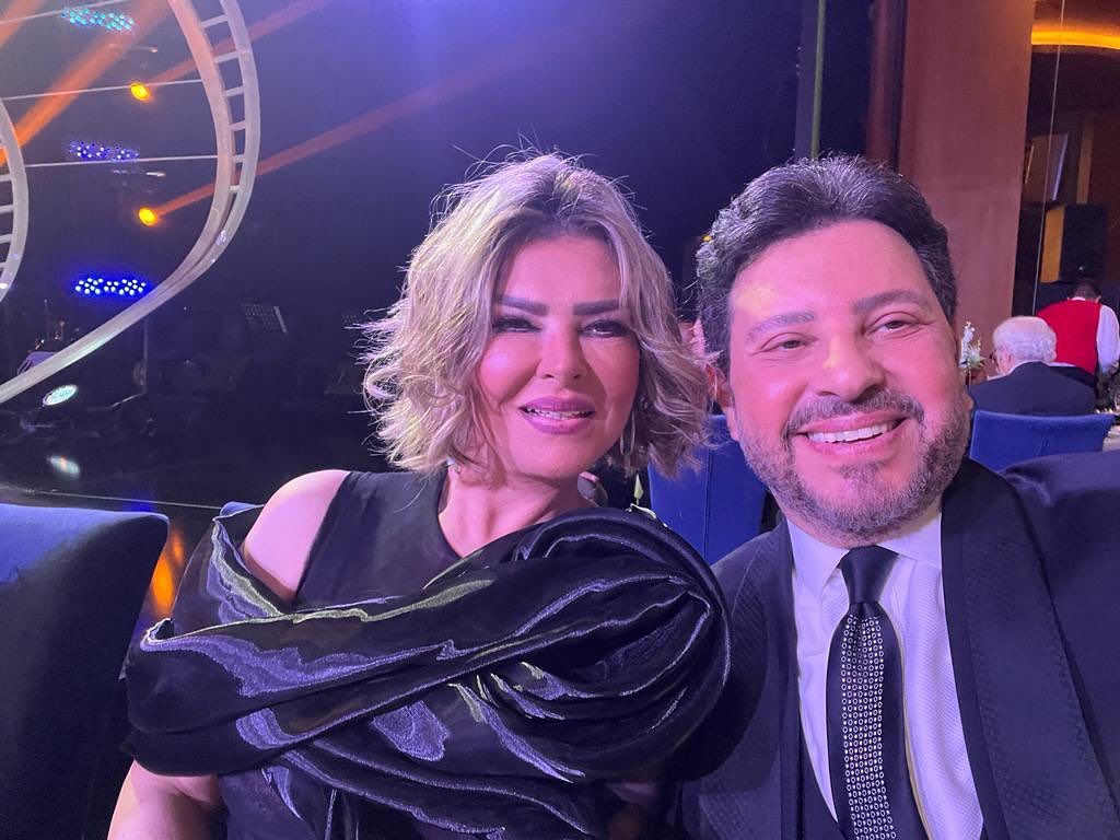 .الفنان هاني شاكر وزوجته وعلاقة تجاوزت ال40 عاما