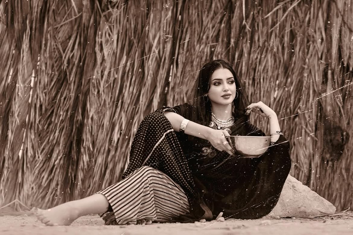 الفنانة أصايل محمد بجلسة تصوير سابقة من وحي التراث السعودي - صورة من انستغرامها