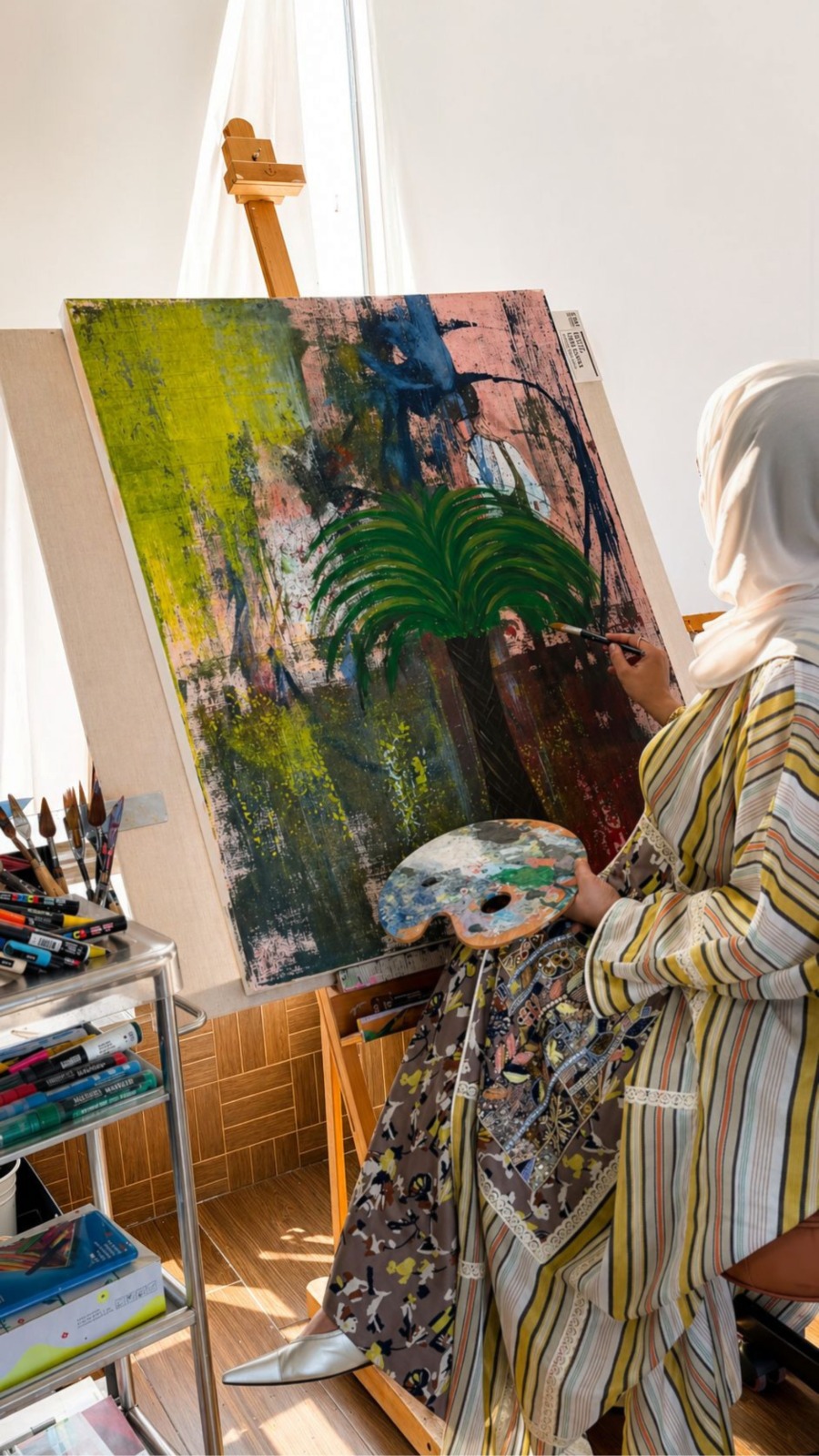 الفنانة جوهرة المطيري