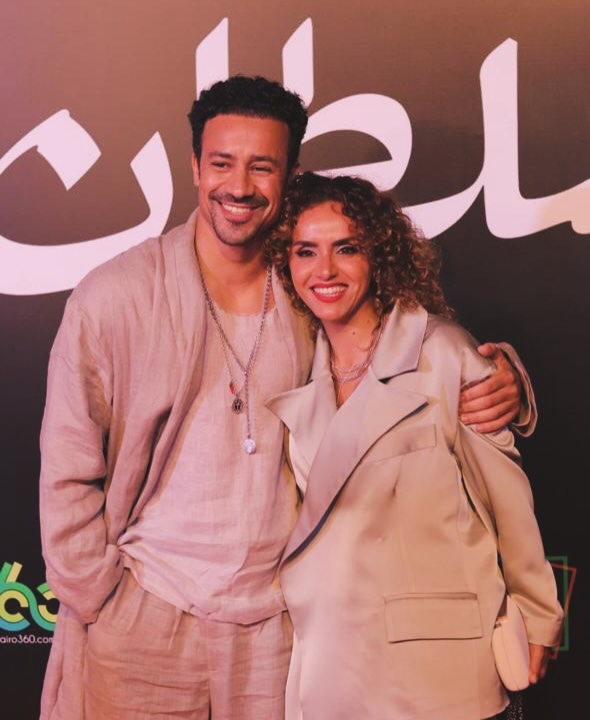 الفنانة علا رشدي مع زوجها