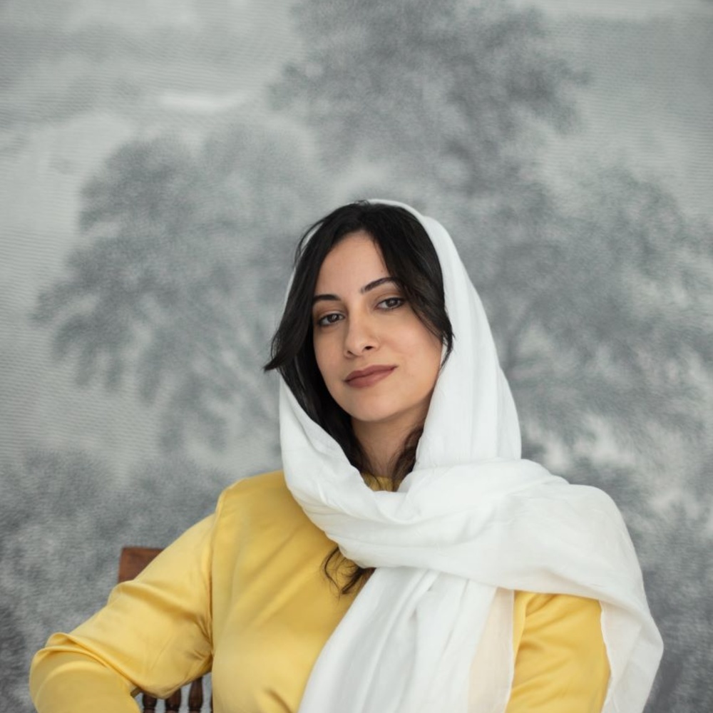 الفنانة والباحثة سارة العبدلي تم استلام الصورة