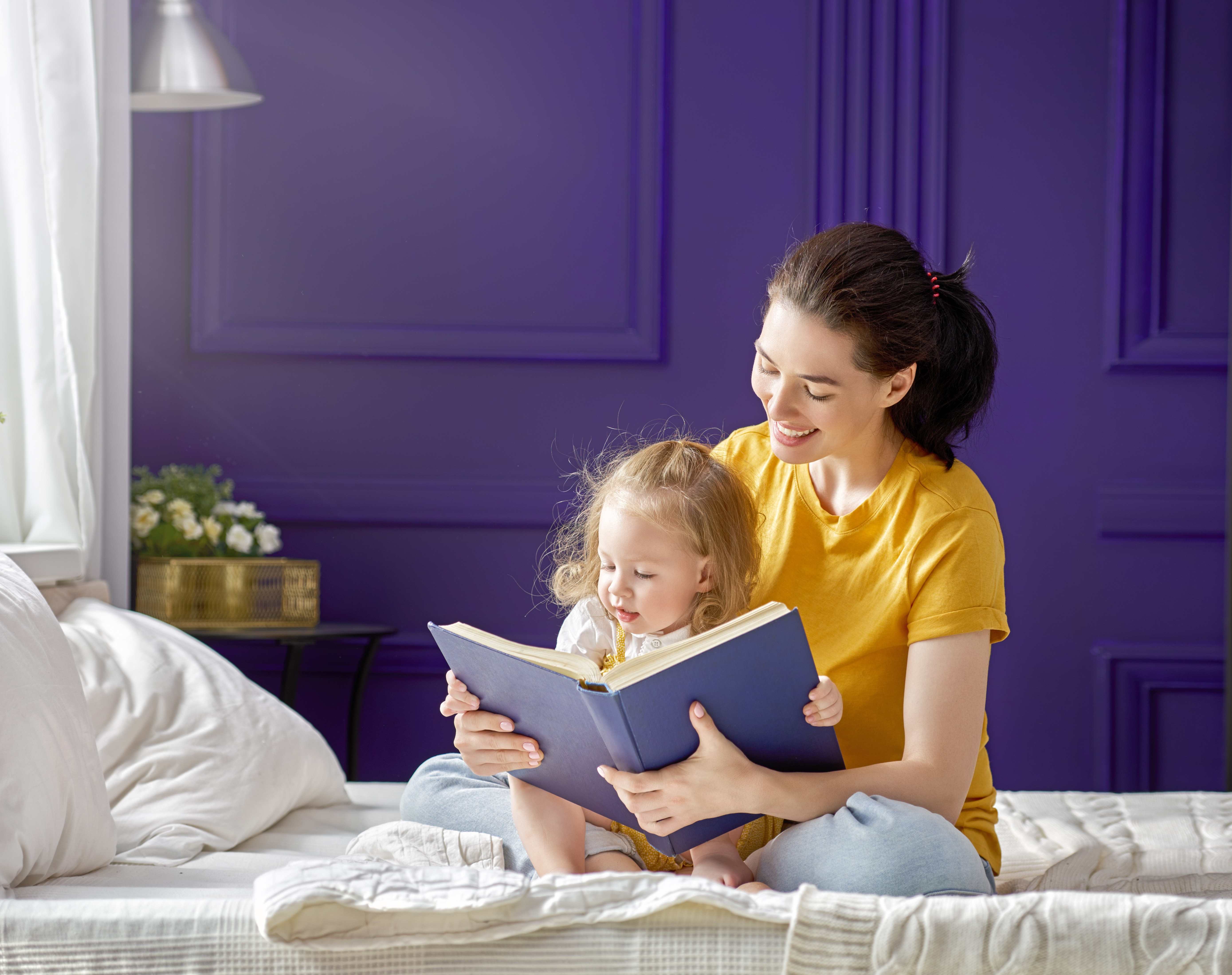 القصص القصيرة تنمي خيال الطفل وتعمل على إثراء حصيلته اللغوية