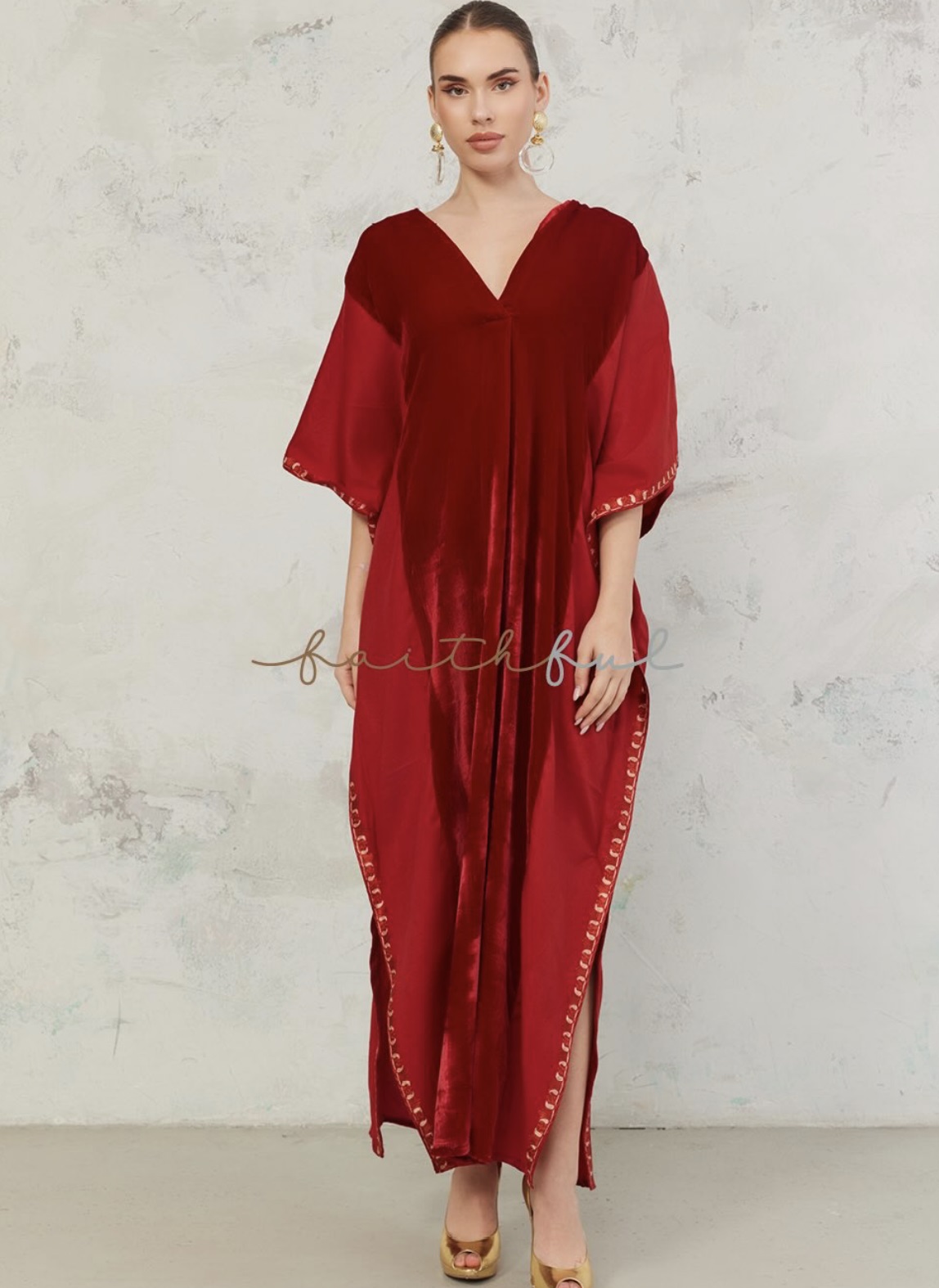 القفطان بالتفصيل الأقل والتأثير الأكبر من تصميم العلامة السعودية Faithful