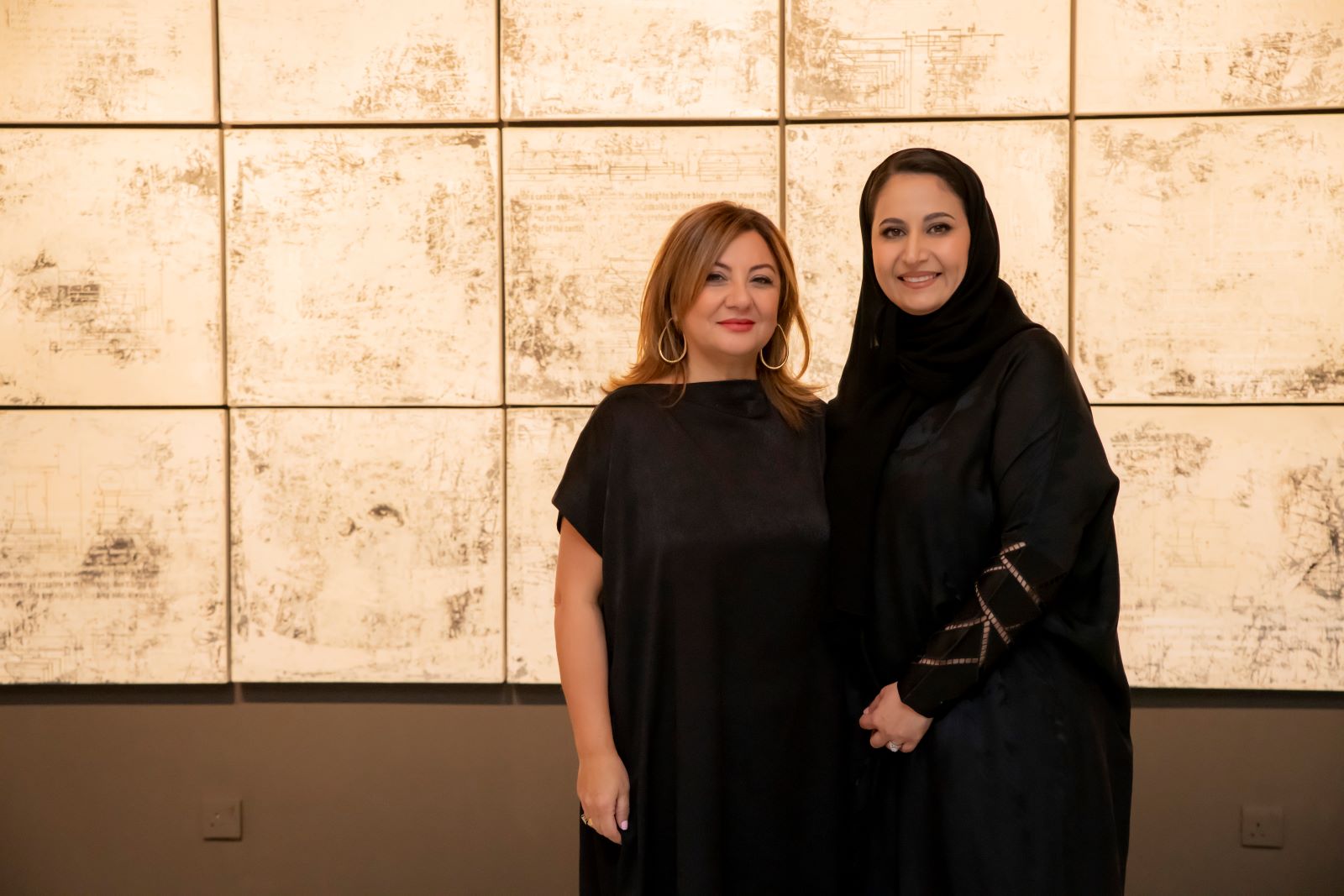 القيمة الفنية م. غيداء المقرن ورانيا رزق المديرة الفنية لمؤسسة الفن النقي L’Art Pur