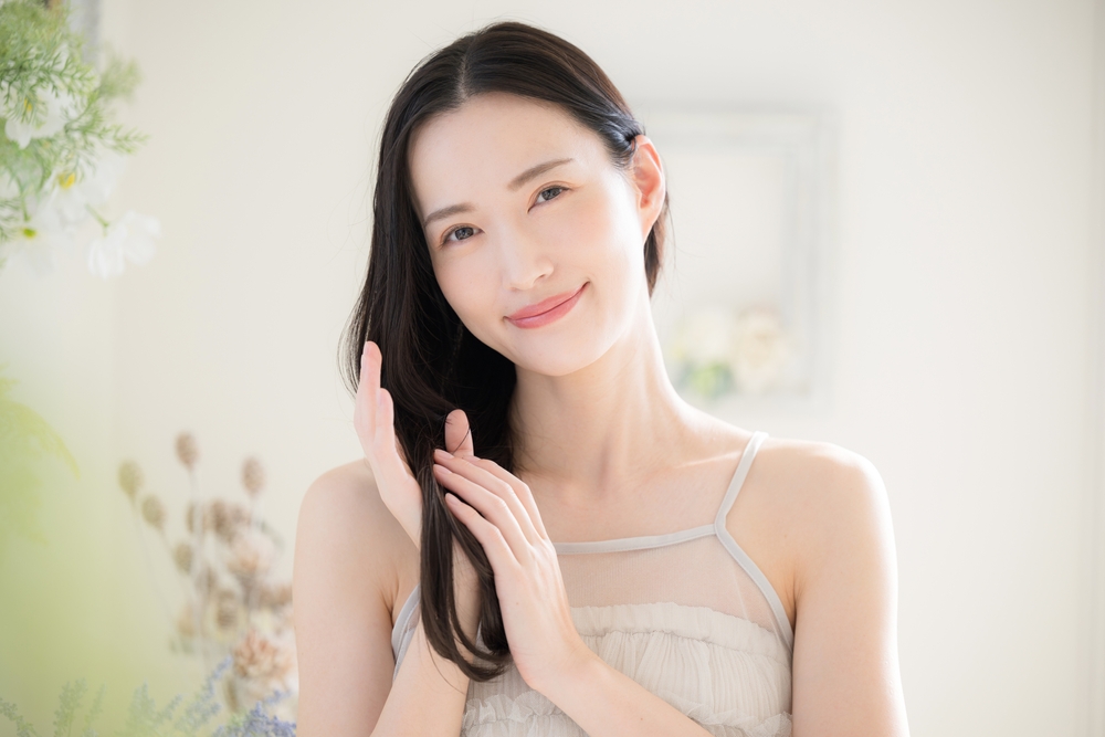 الكريمات التي تُترك على الشعر تشكّل خياراً مثالياً للعناية الليلية