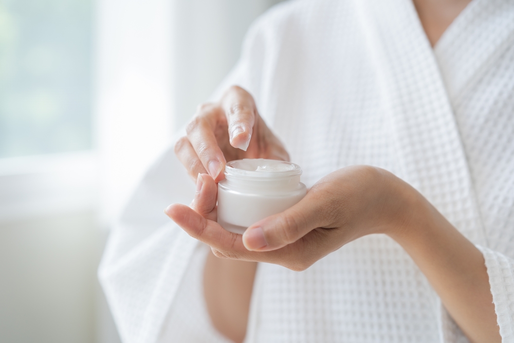 الكريمات الكيميائية هي مصممة لتعمل بسرعة وفعالية