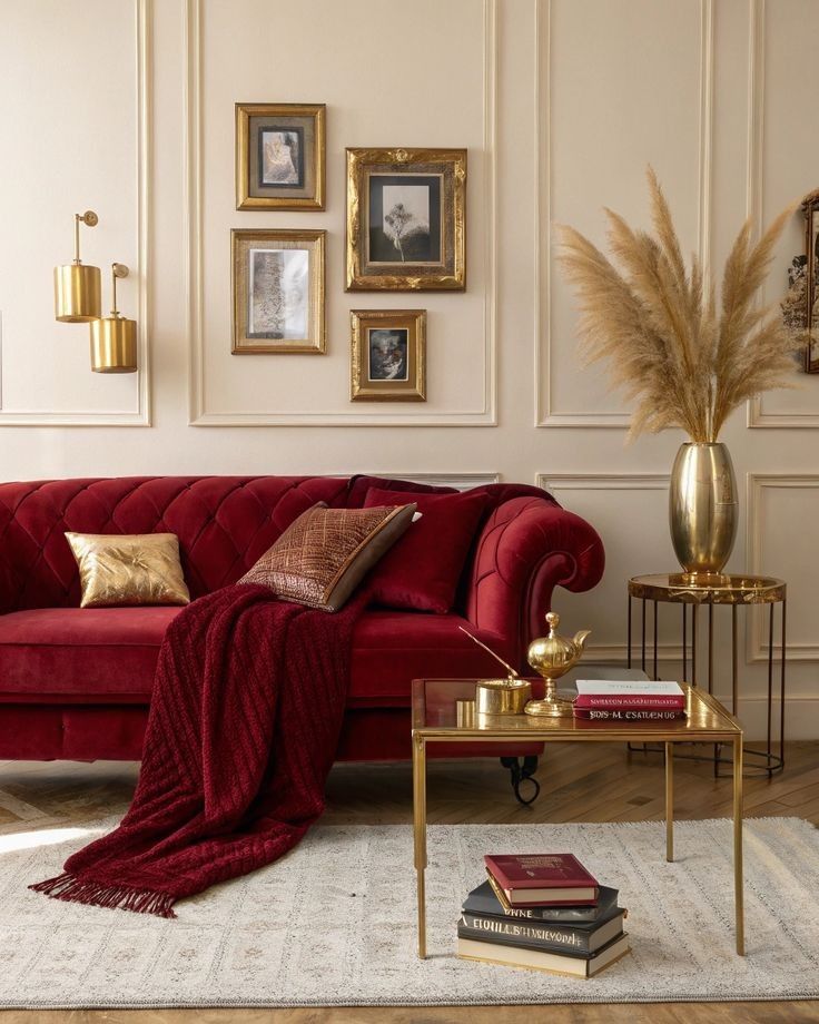 اللون الأحمر يمنح أي غرفة لمسة من الرفاهية والتميز