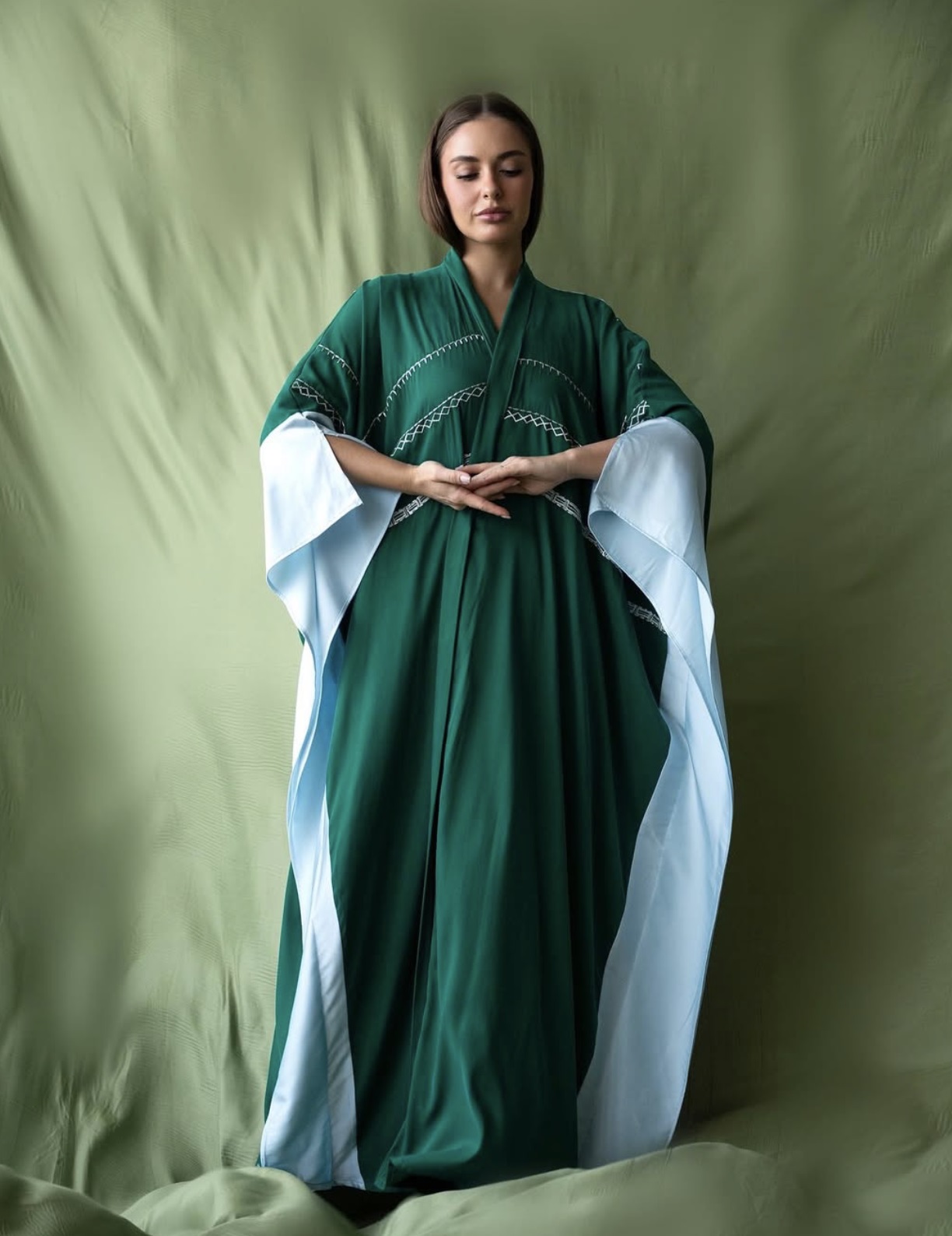 اللون الأزرق المخضر في مجموعةSamt لرمضان 2026