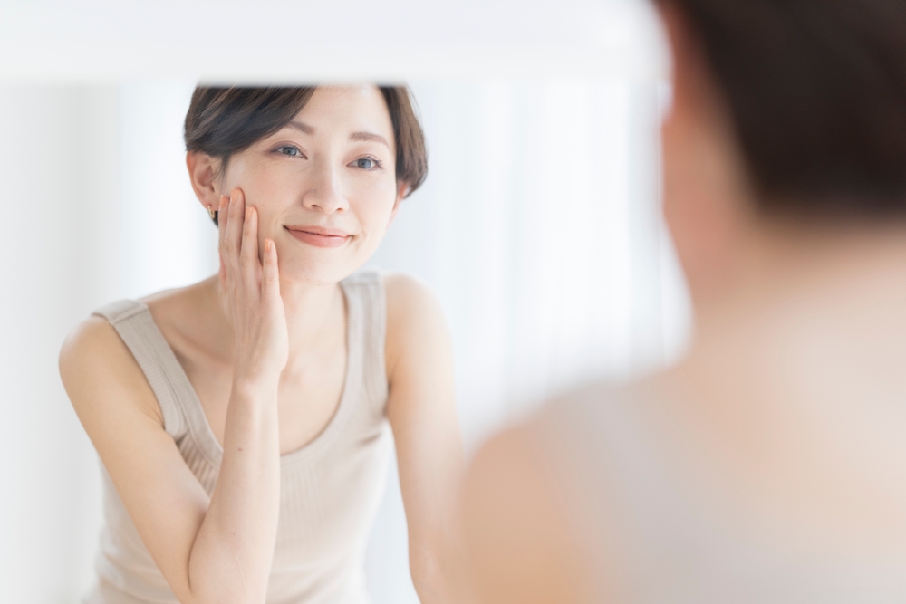 المرآة توضح لك إذا كانت الخطوط تعبيرية أو حقيقية