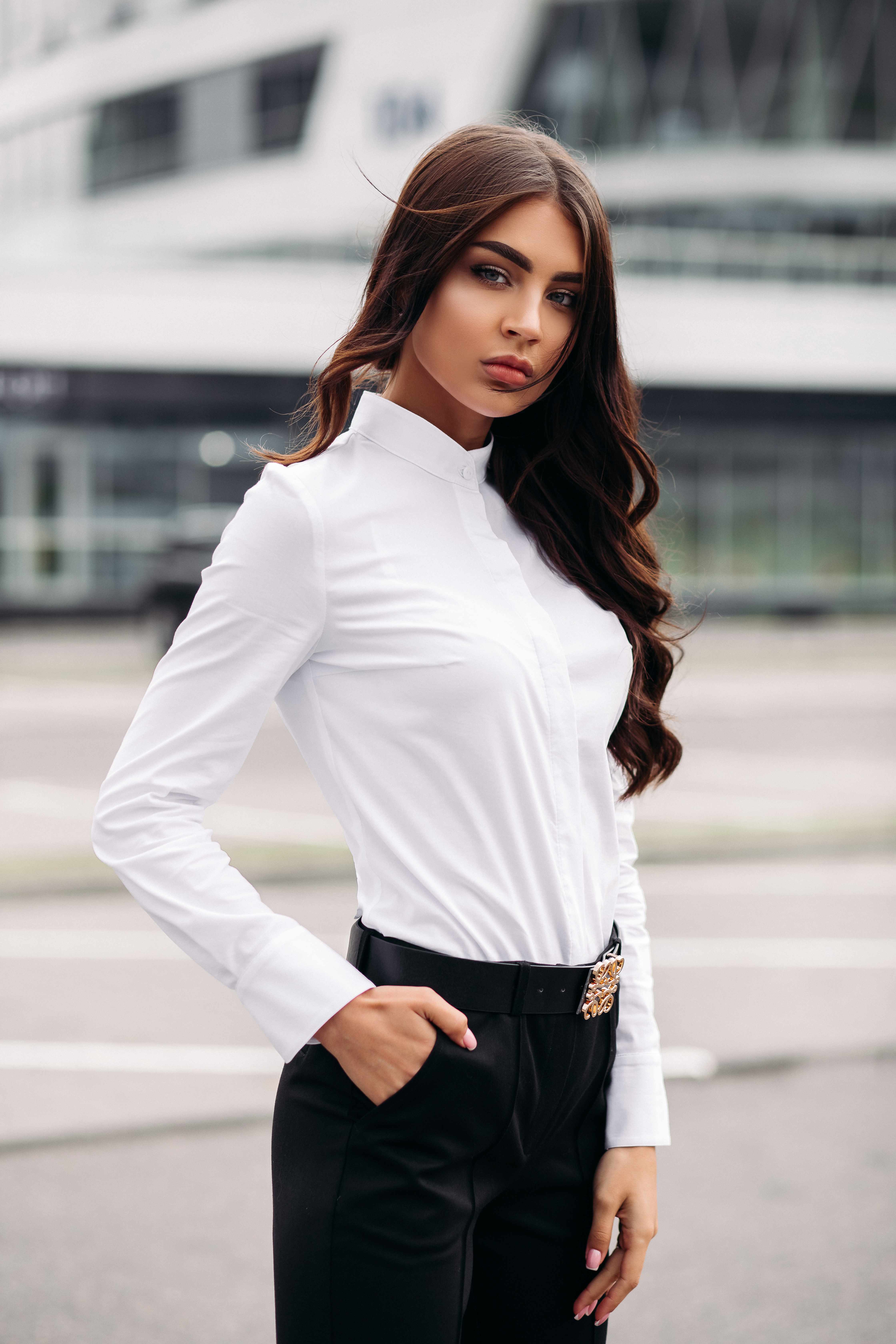 المرأة الأنيقة لا تبحث عن الكمال 