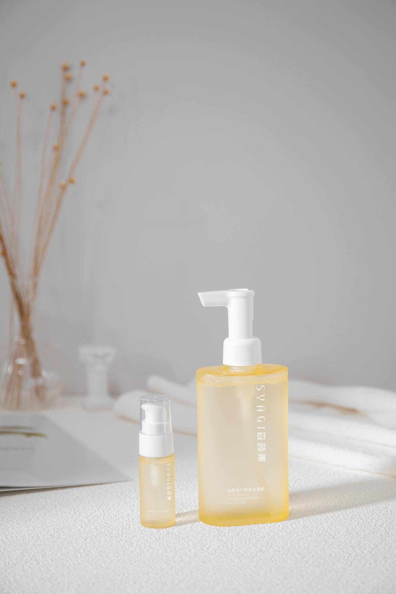 المركبات المنشطة والمعطلة لتحلل الكولاجين مهمة في منتصف الثلاثينات وما بعد