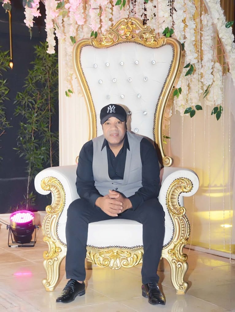 المطرب هوبا احتفل بخطوبة ابنته