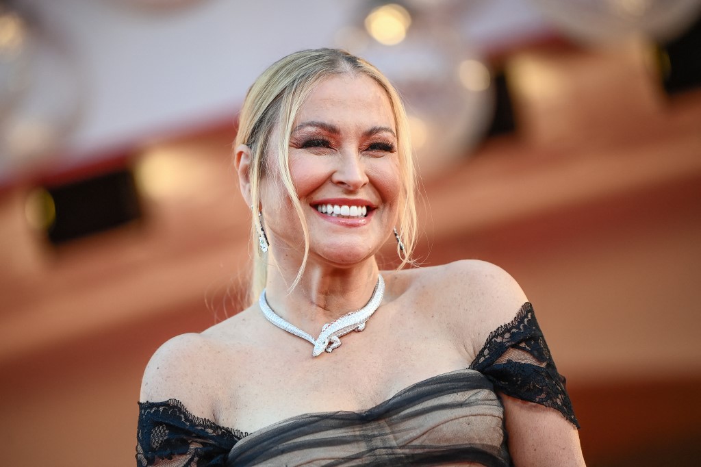 المغنية الأميركية الشهيرة أنستازيا Anastacia
