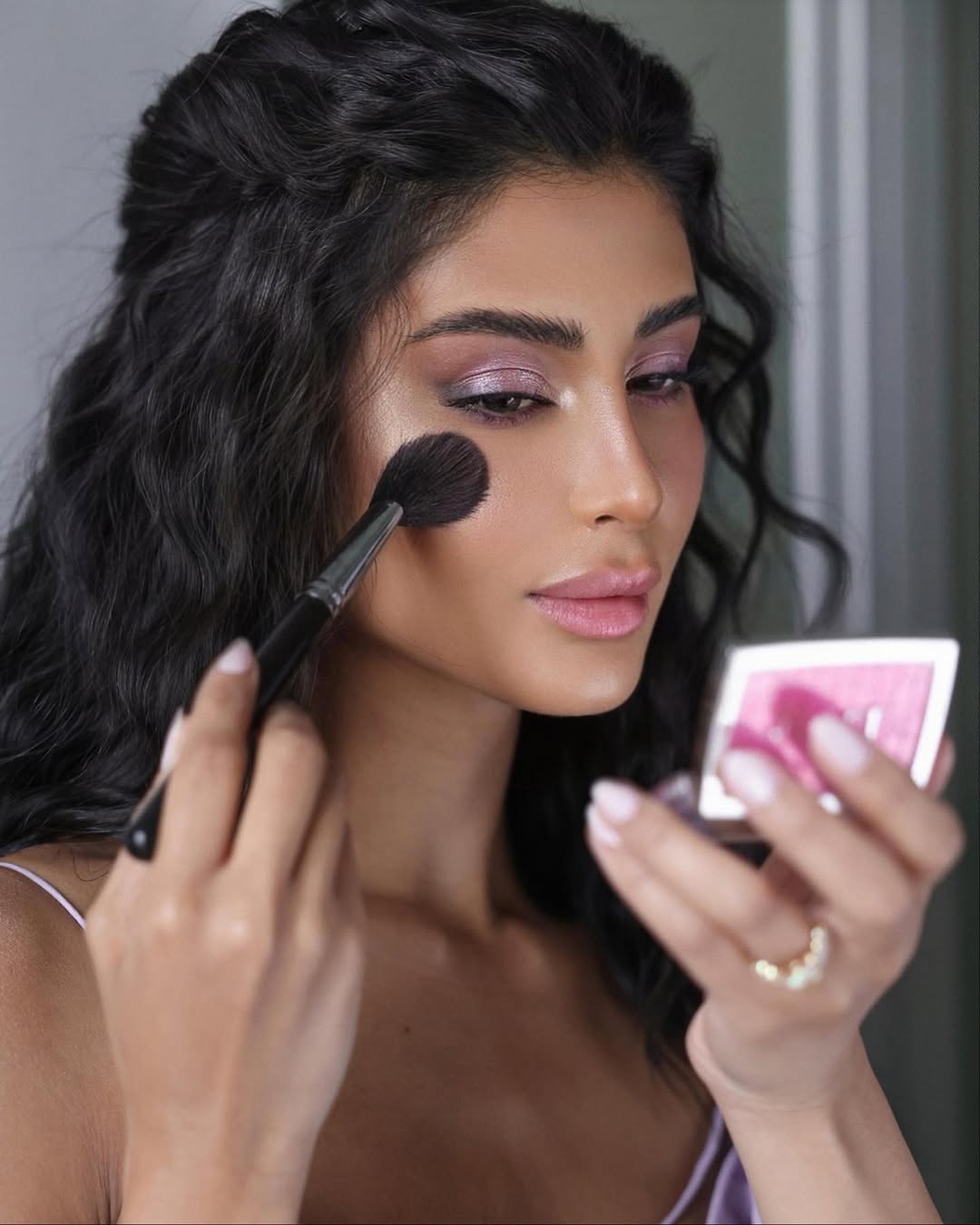 المكياج المناسب لكل مرحلة عمرية مختلفة مع ساره السبيعي