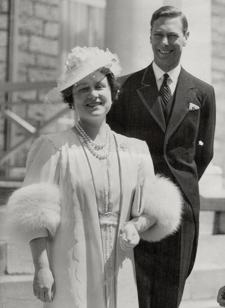 الملك جورج السادس King George VI والملكة الأم Queen Mother -29 عام