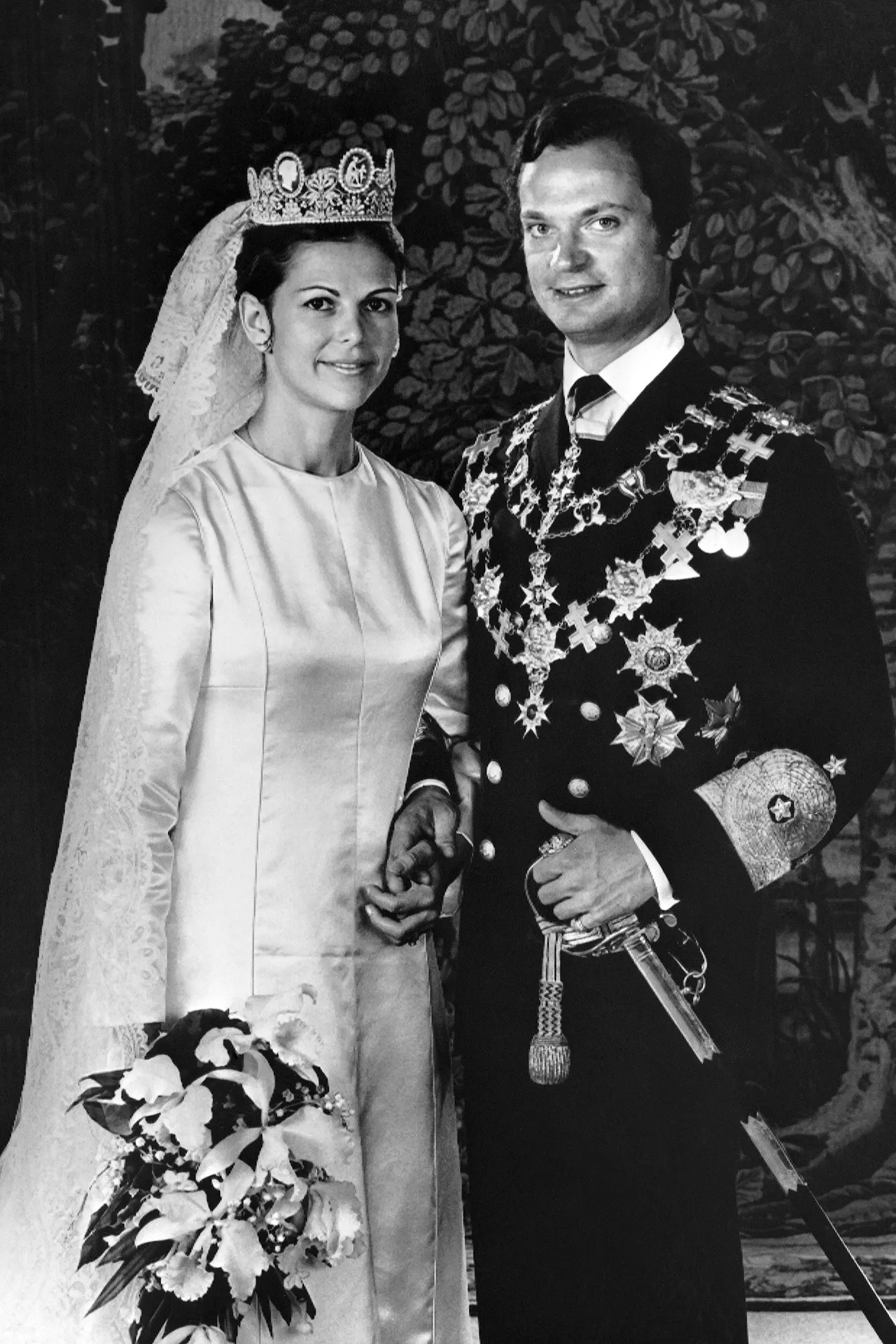 الملك كارل السادس عشر غوستاف King Carl XVI Gustaf ملك السويد والملكة سيلفيا Queen Silvia of Sweden-49 عام