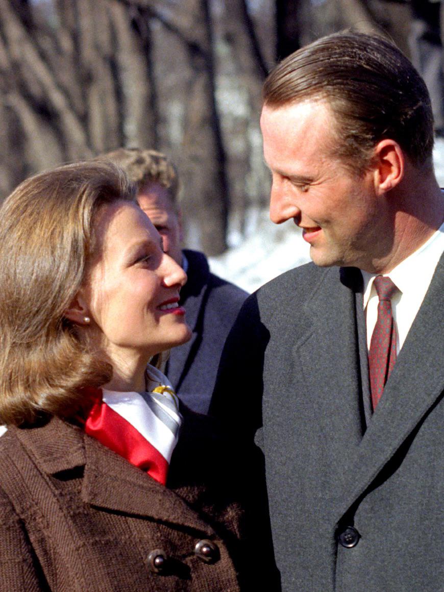 الملك هارالد الخامس King Harald V والملكة سونيا Queen Sonja-57 عام