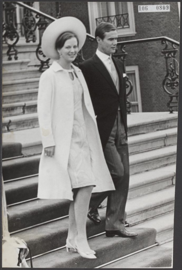 الملكة مارغريت الثانية Queen Margrethe II والأمير هنريك Prince Henrik of Denmark-51 عام