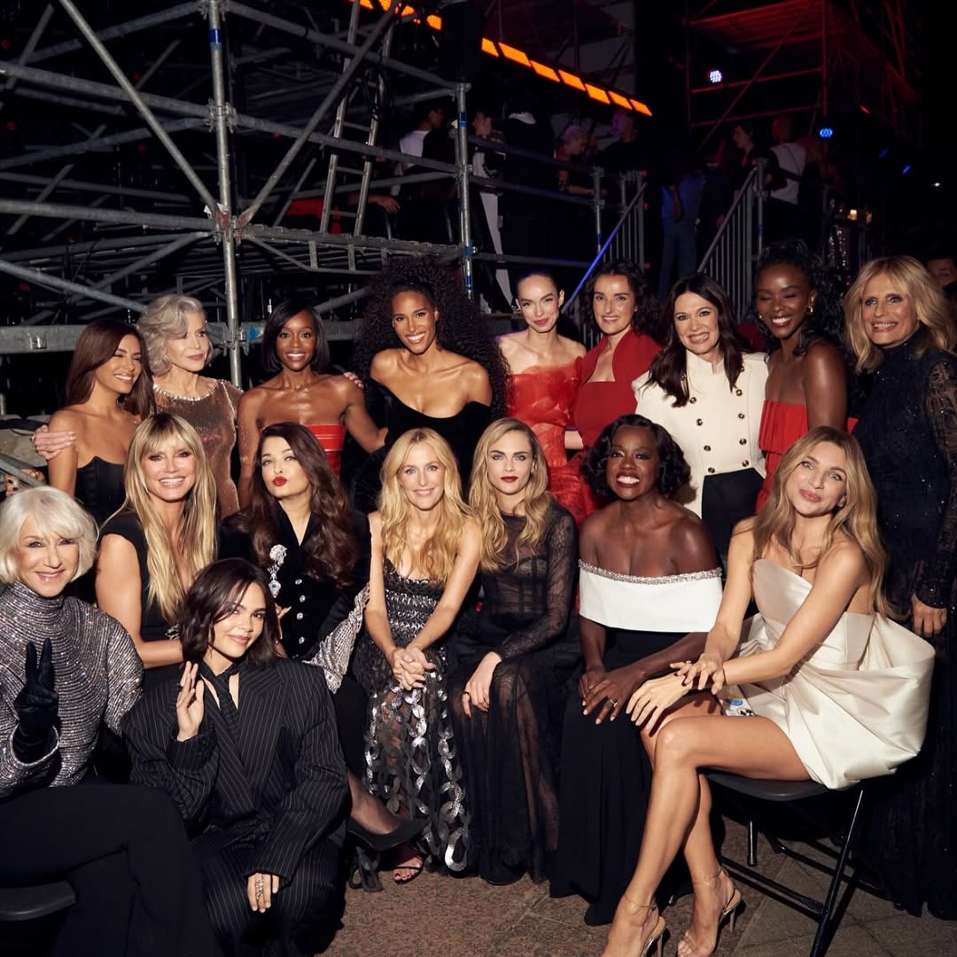 الموضة تعوض آيشواريا عن الأفلام