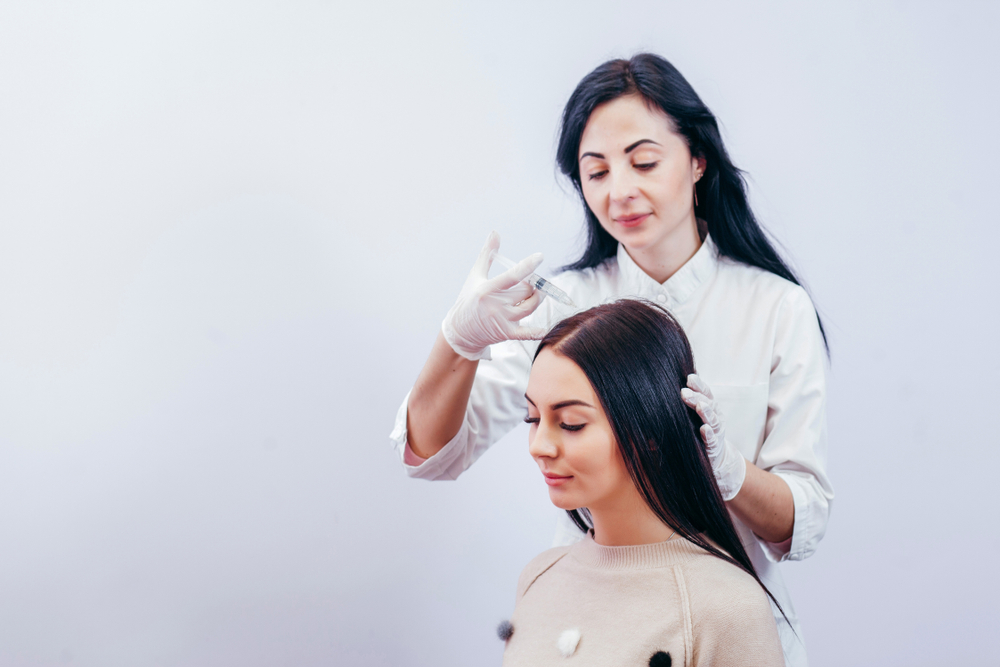 الميزوثيرابي للشعر تعمل على تقوية جذور الشعر وتقليل التساقط