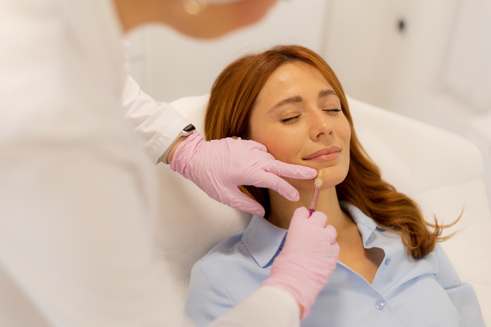 الميزوثيرابي هو إجراء تجميلي يهدف إلى تحسين حجم الشفاه وملمسها الطبيعي