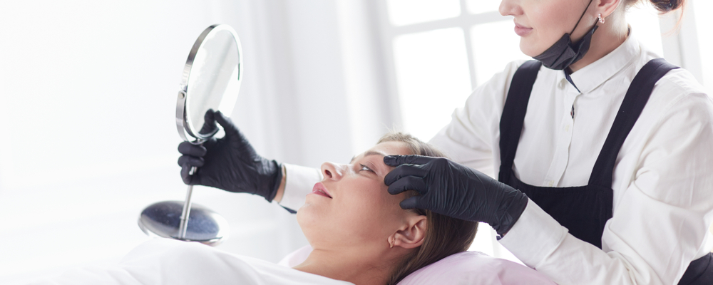 الميكروبليدينغ حل تجميلي ذكي يمنح مظهراً محسّناً بسرعة لافتة