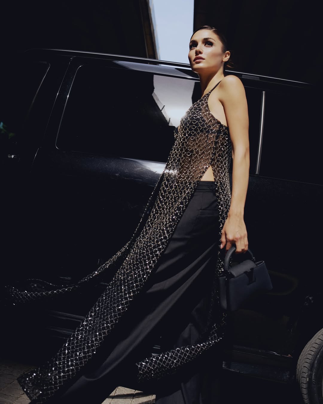 النجمة التركية الجميلة هاندا ارتشيل Hande Erçel