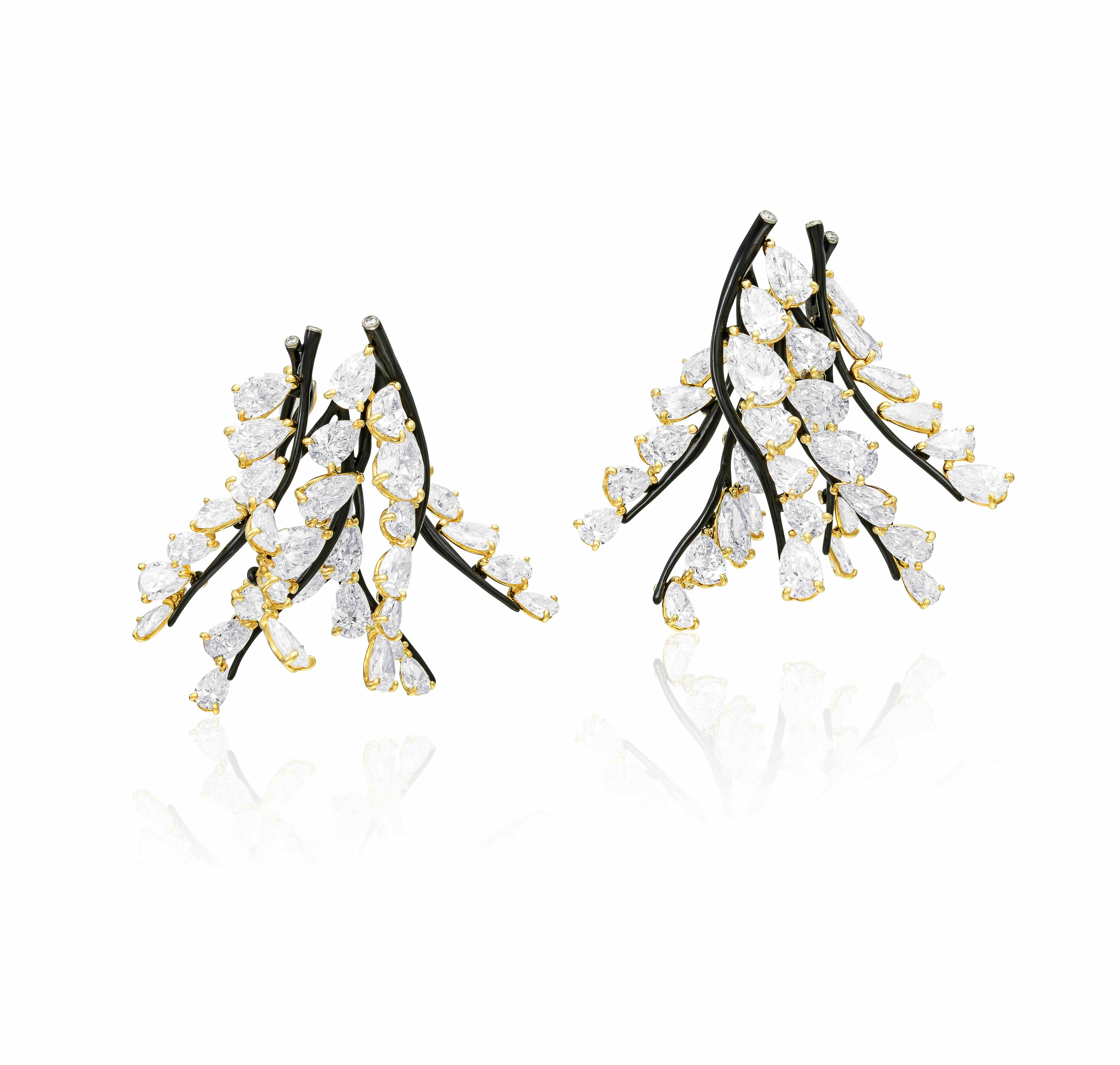 النجمة زندايا بأقراط Diamond Branch بتصميم مبهر