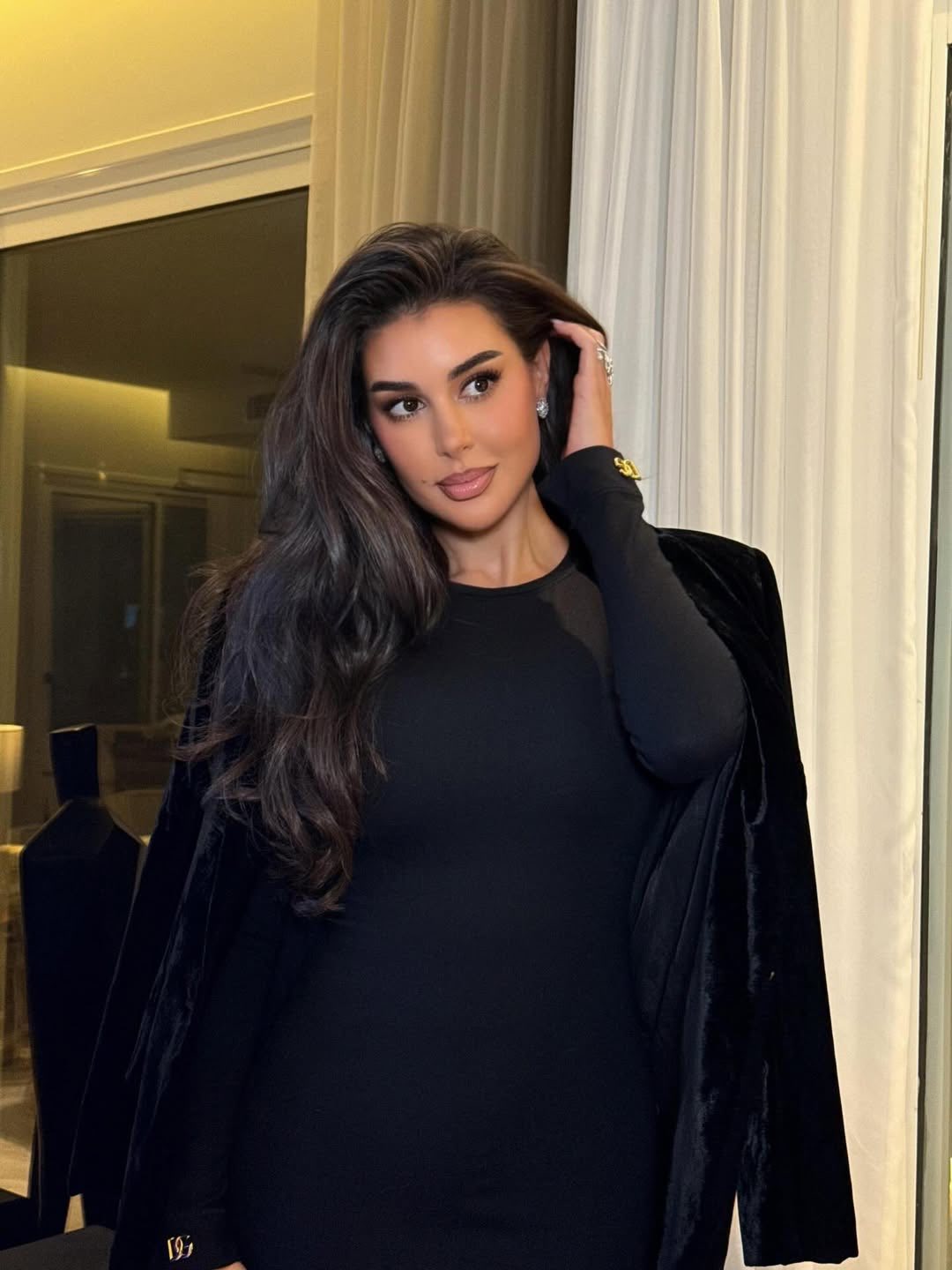 النجمة ياسمين صبري صورة من انستغرامها