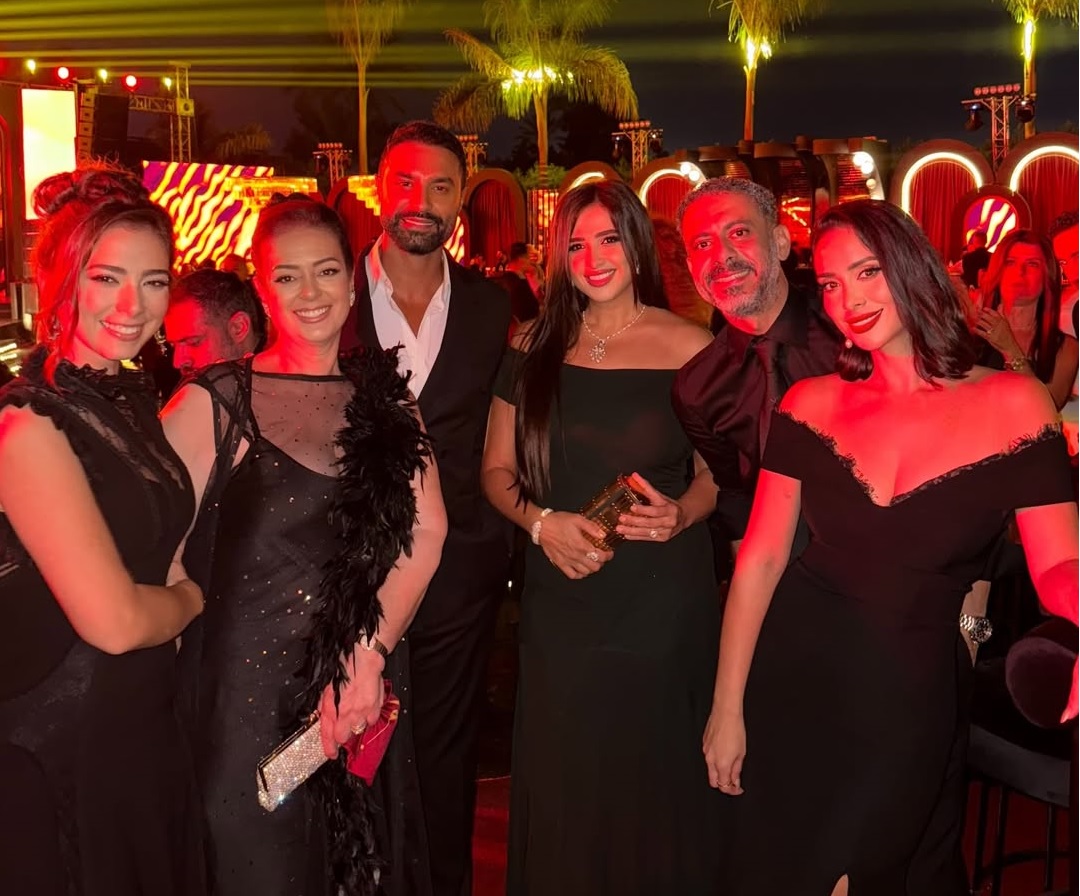 النجوم في حفل زفاف هادي الباجوري وهايدي خالد