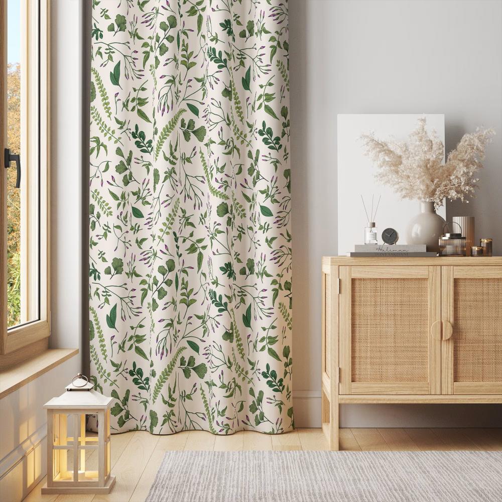 النقوش النباتية من أبرز اتجاهات الستائر في 2026