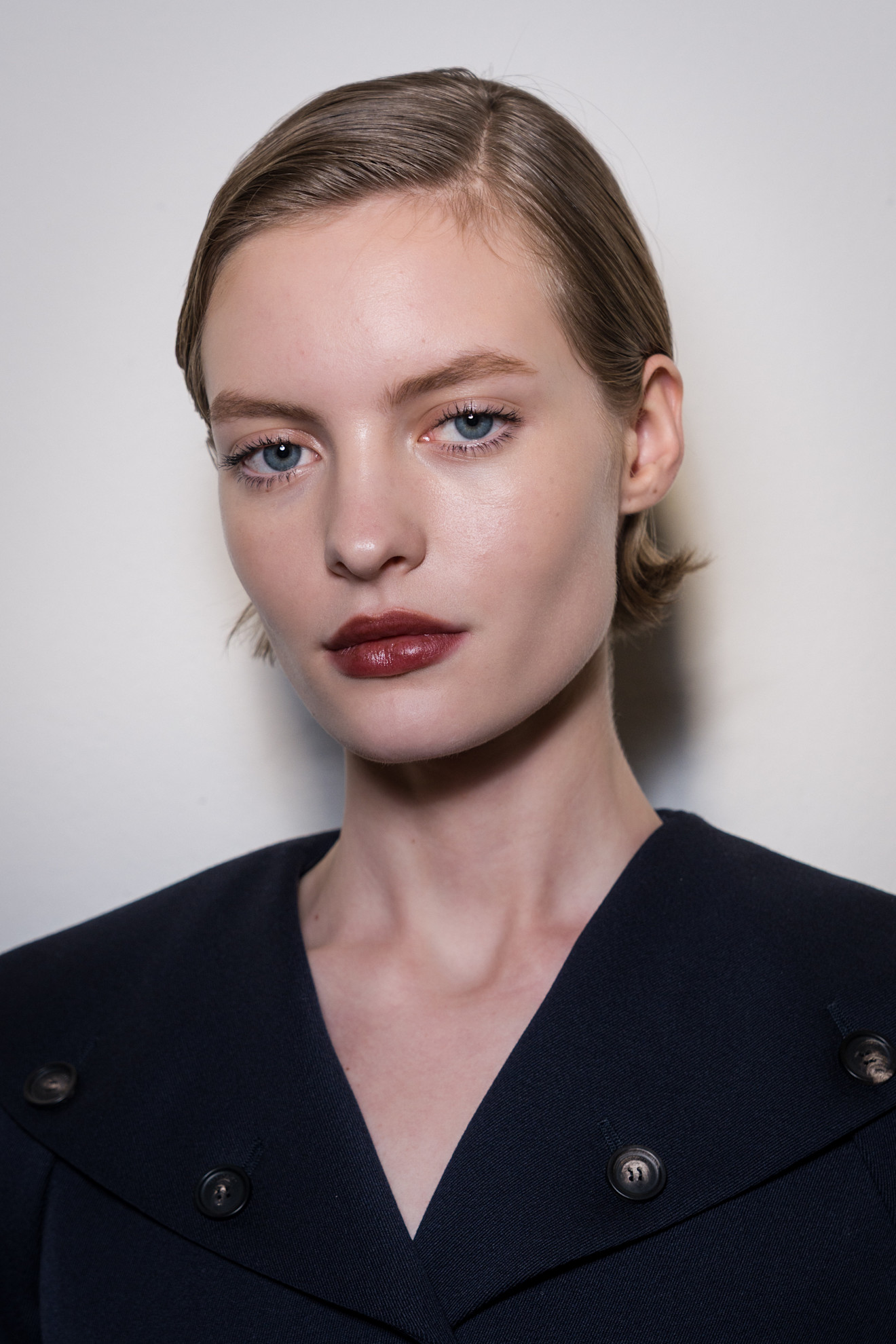 الوان احمر الشفاه القوي بتدرجات مخملية من دار Ferragamo