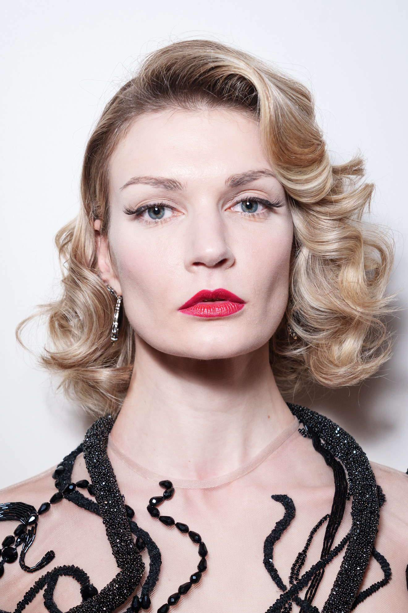 الوان احمر الشفاه القوي من دار Julien Fournie