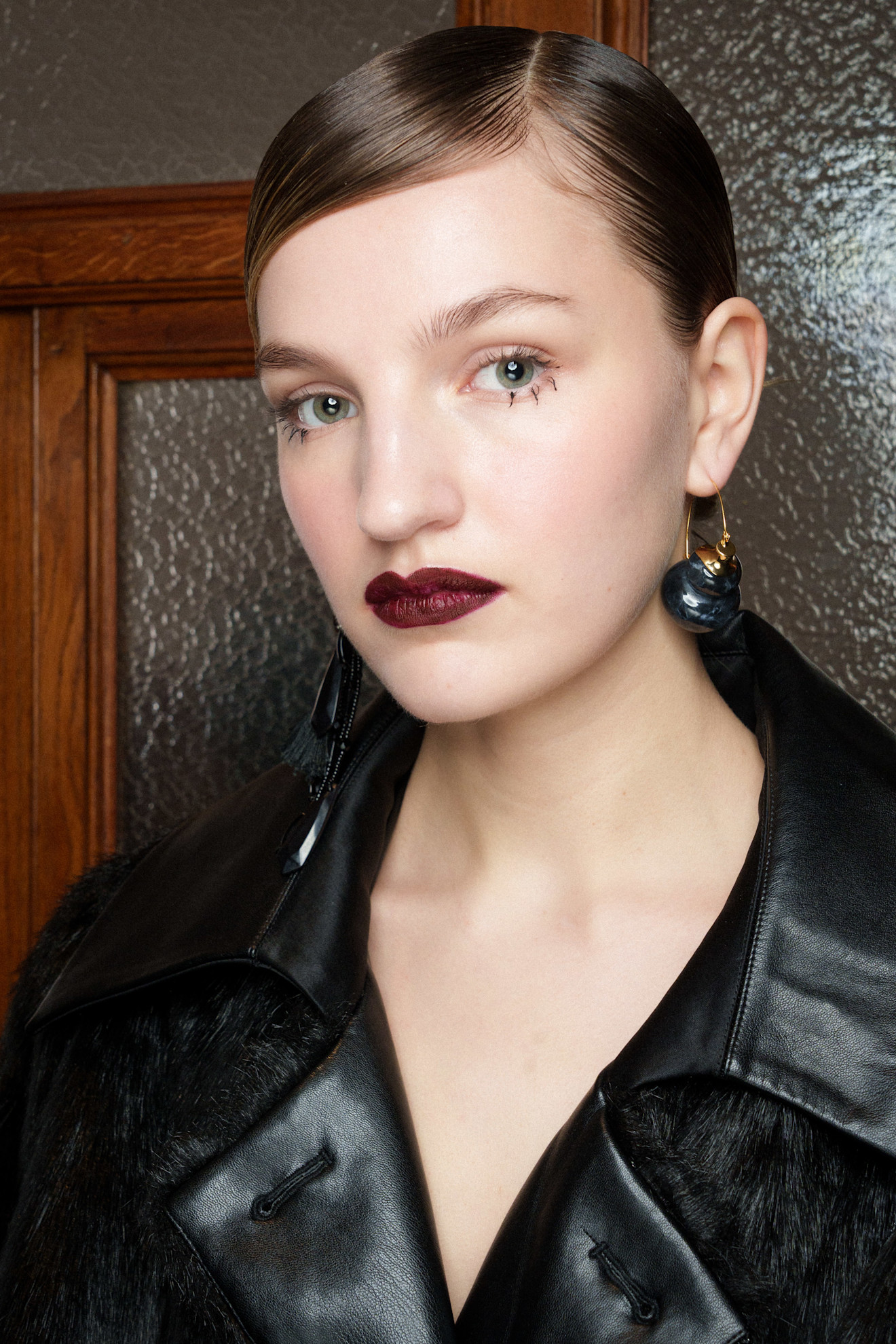 الوان احمر الشفاه القوي والمخملي