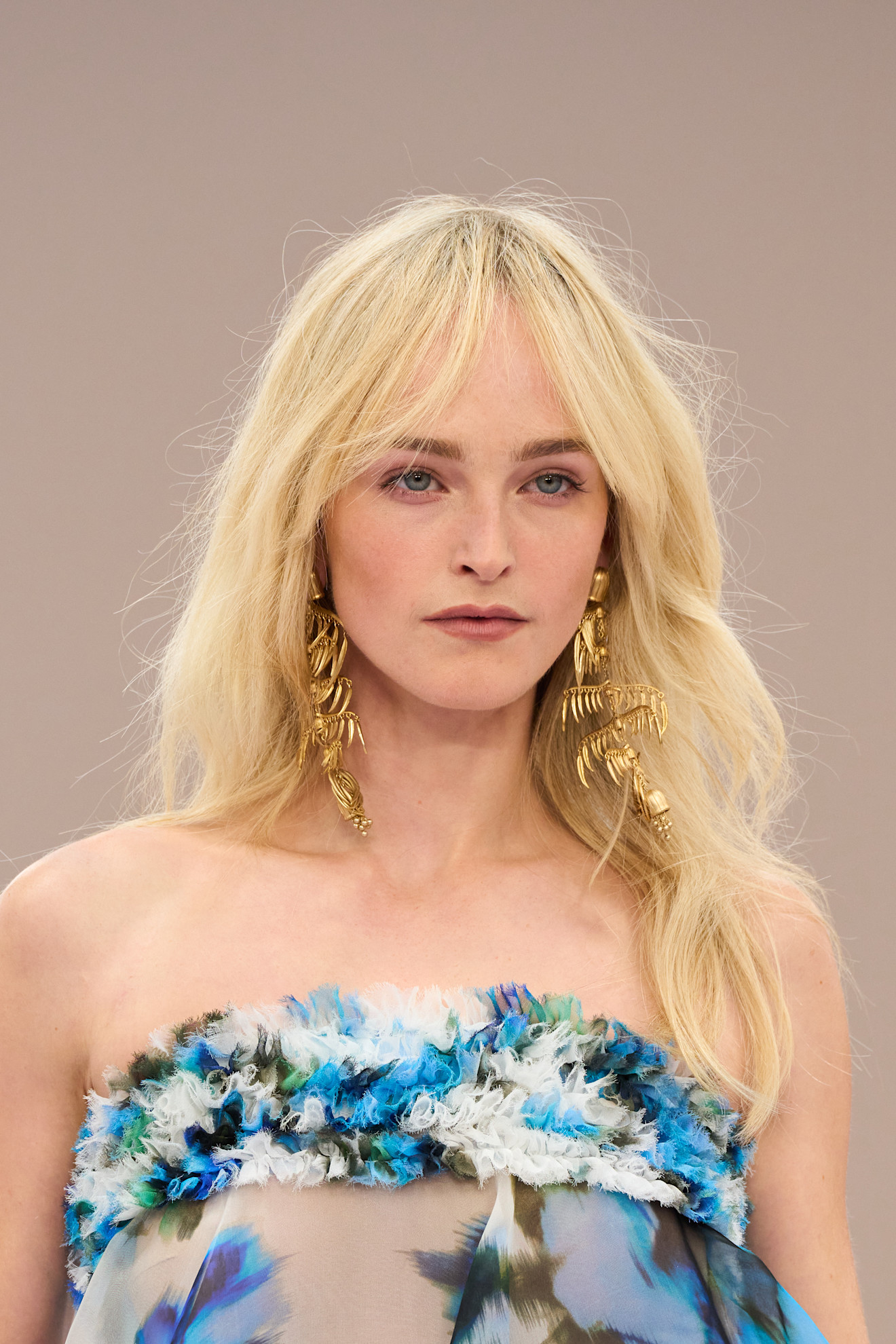 الوان صبغات الشعر الاشقر البلاتيني من دار Zimmermann