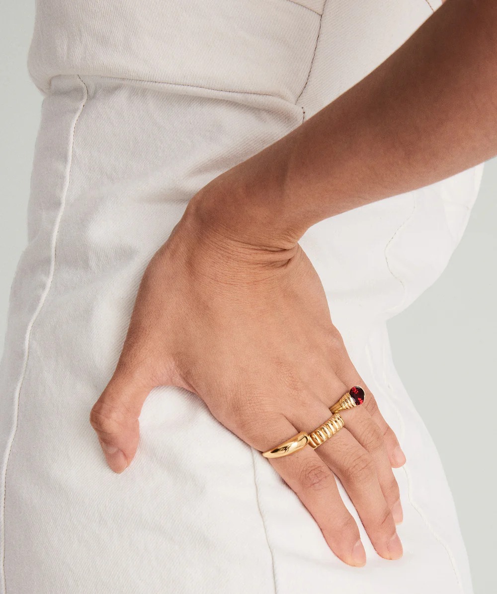 اليك مجوهرات الأحجار الكريمة المناسبة لصاحبات برج الجدي