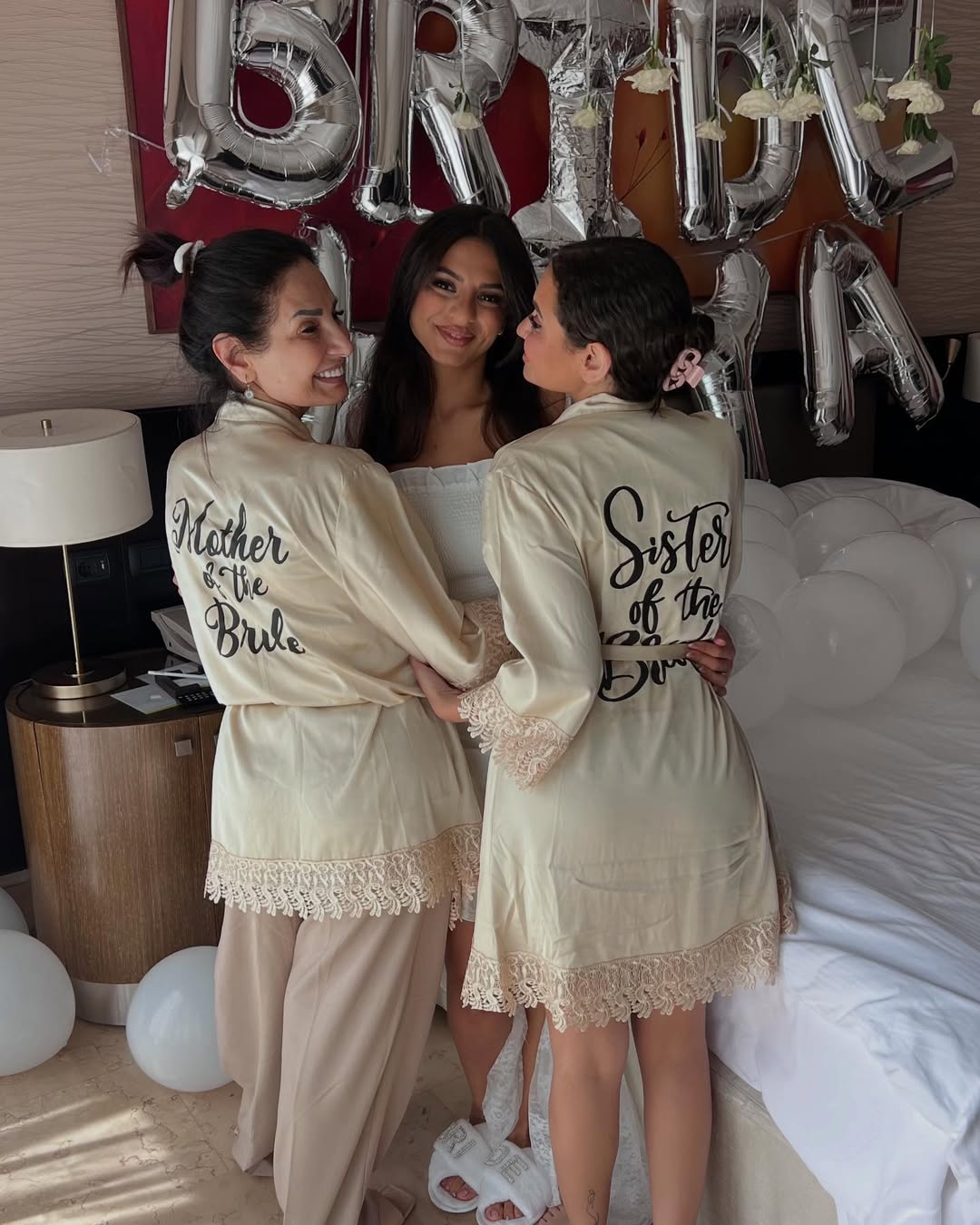 امل رزق خلال تحضيرات ابنتها لحفل الزفاف