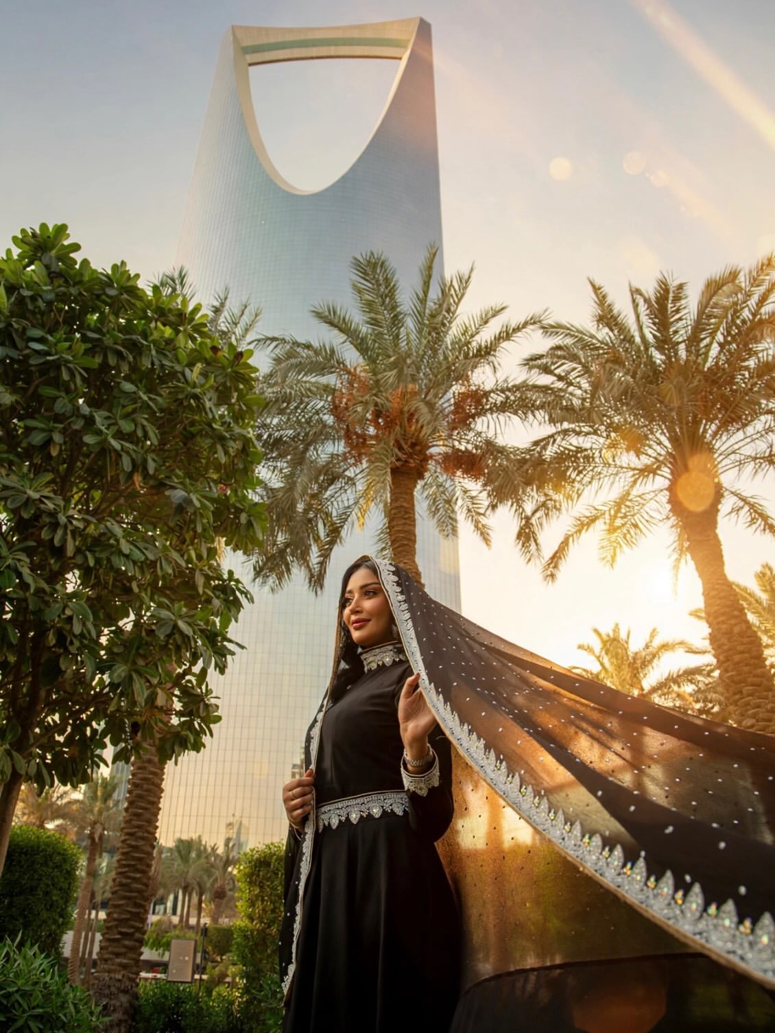 اميرة الشريف بإطلالة من من علامة HAYA  من تصوير نجود الحميد