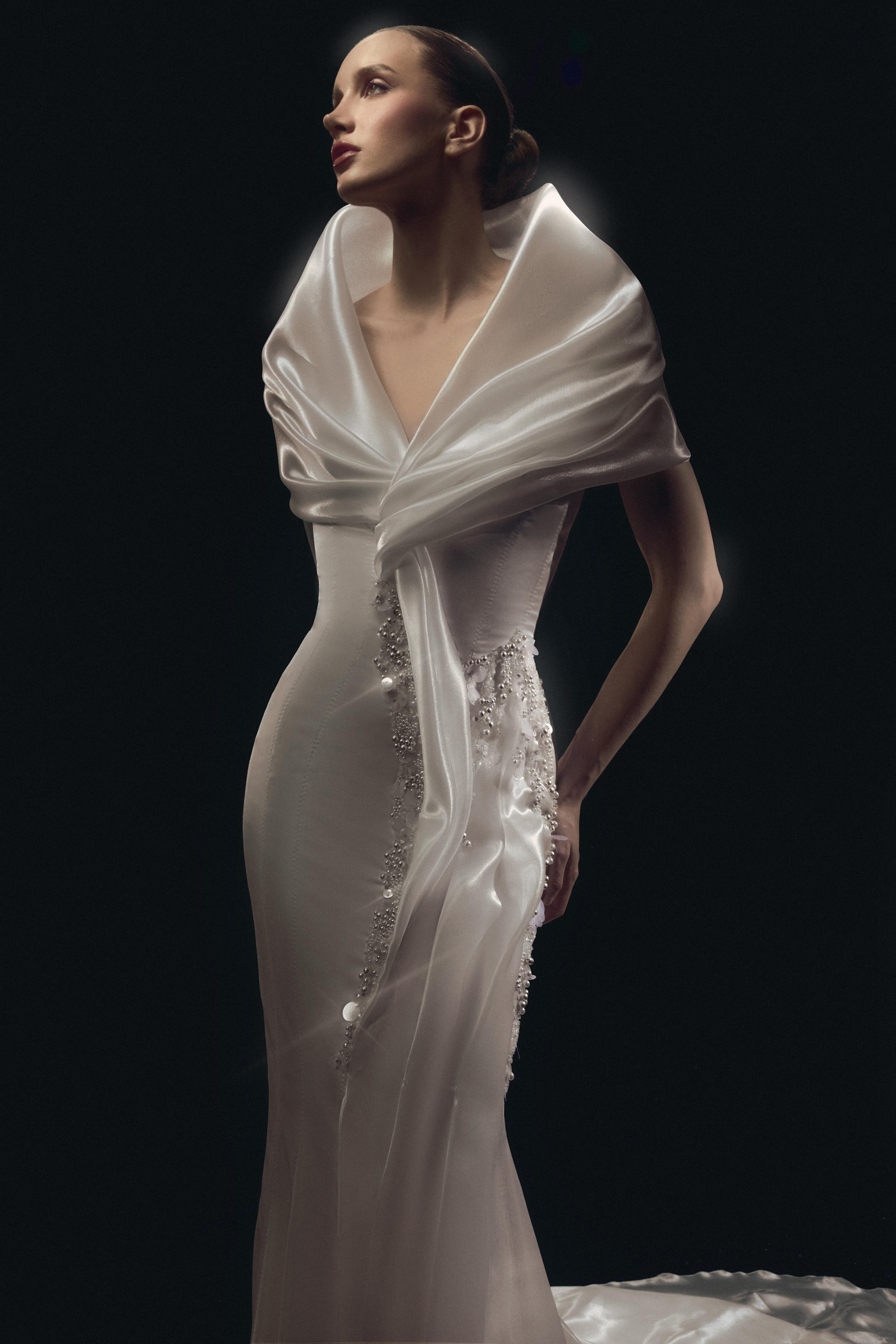 اناقة راقية للعروس من مجموعة The Bridal Edit