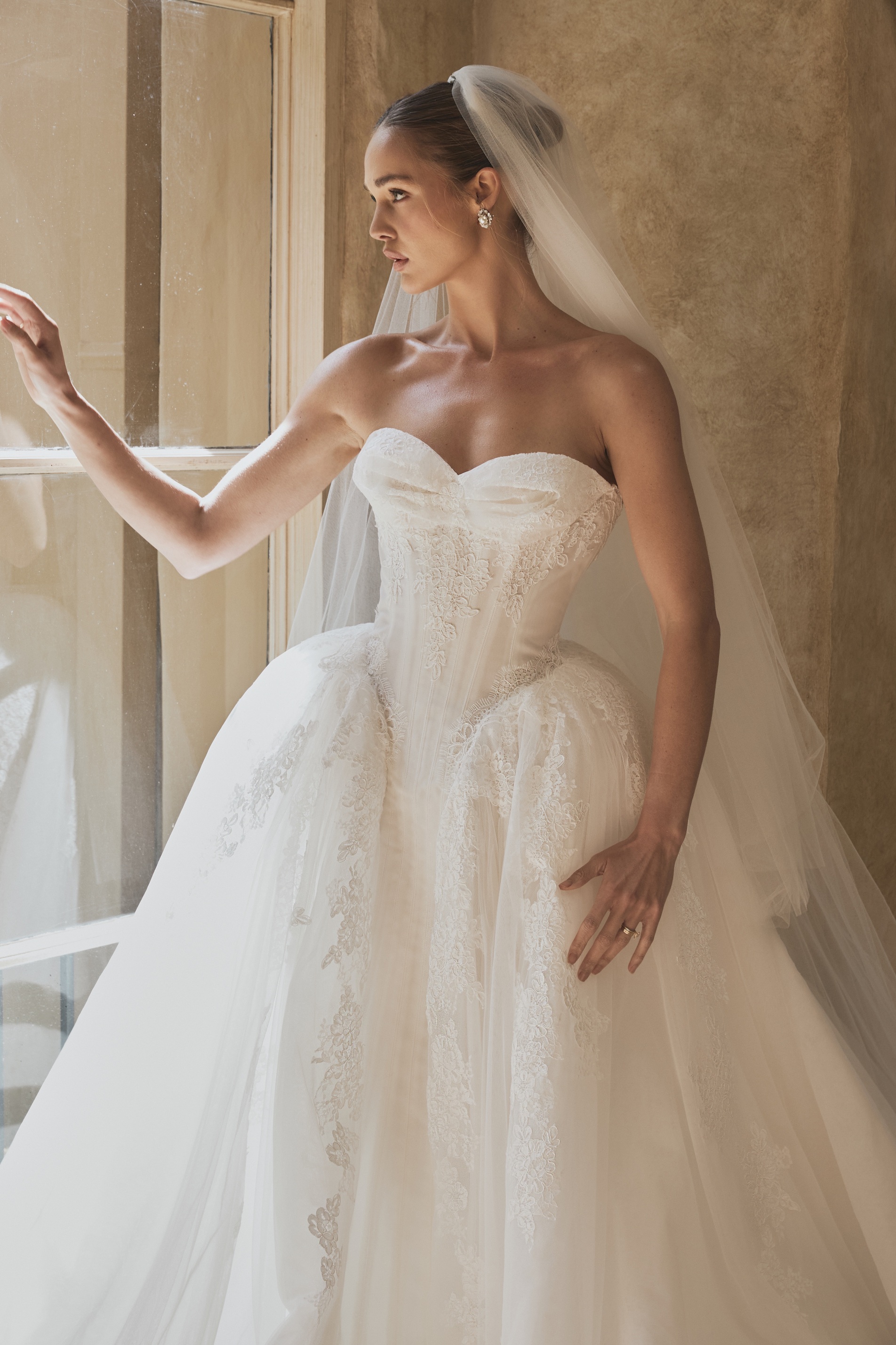 اناقة فستان زفاف steven khalil