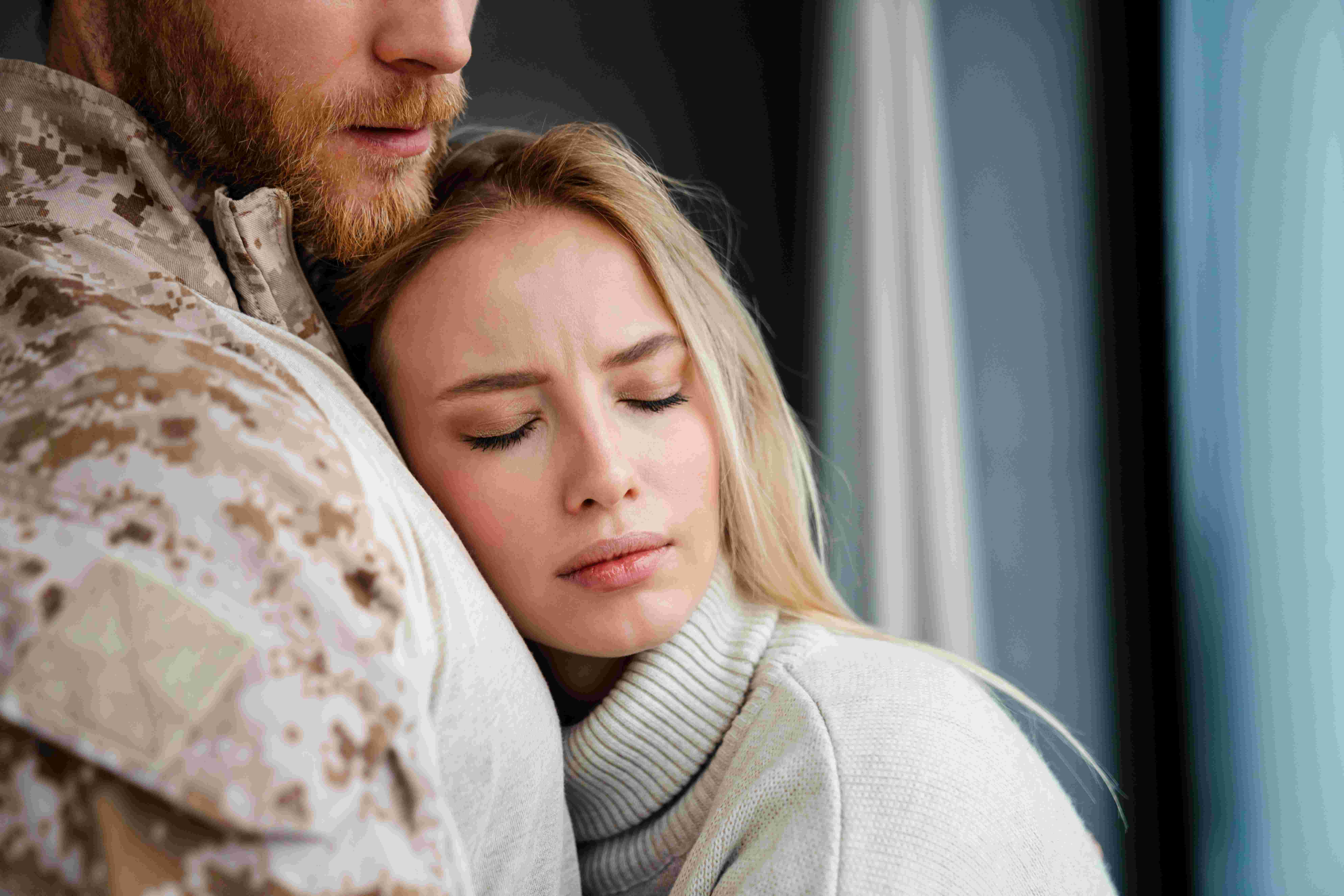 انتبهي العلاقة الصحية لا تقوم على نكران الذات وفقد الهوية