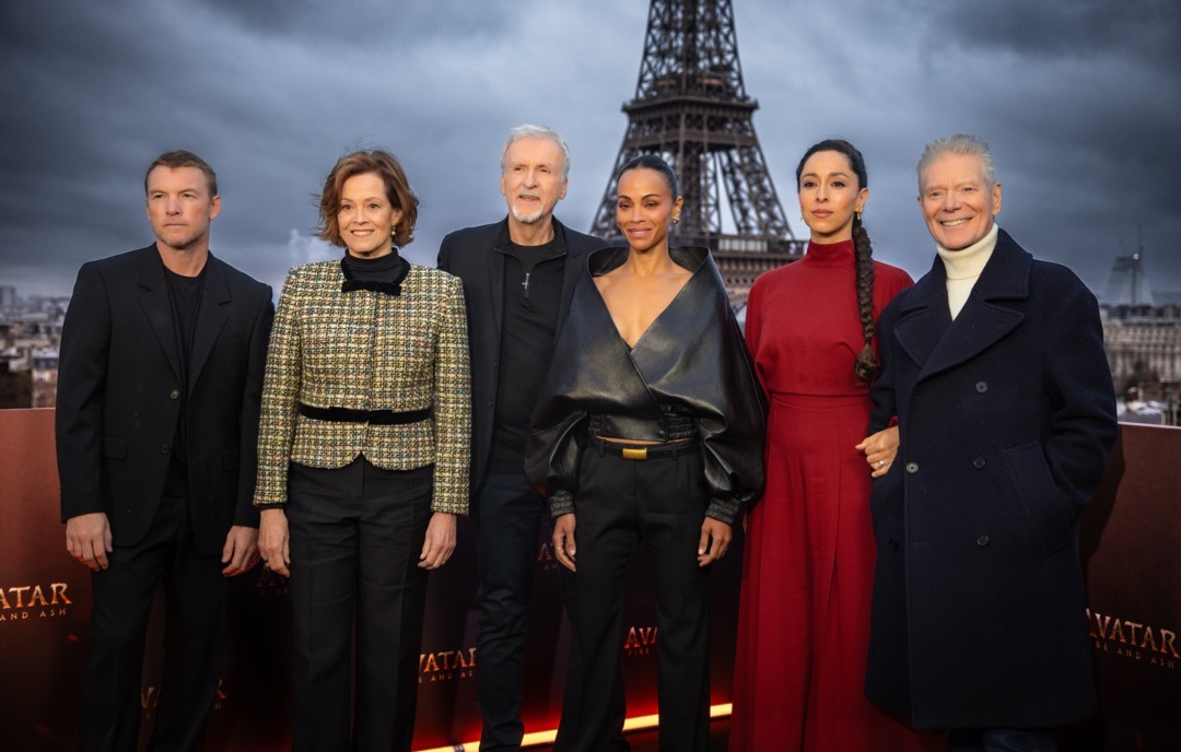 انطلاق العروض الترويجية لفيلم "Fire and Ash"