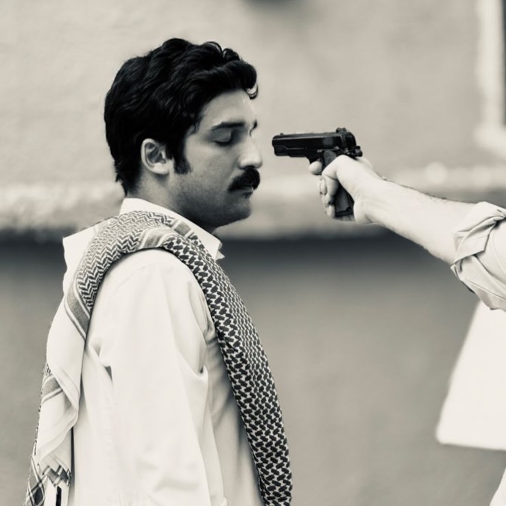 براء العالم في المشهد الأخير من مسلسل شارع الأعشى