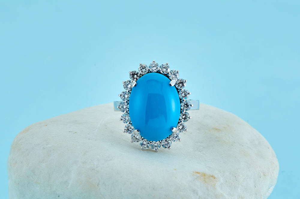 برج القوس وحجر الفيروز 