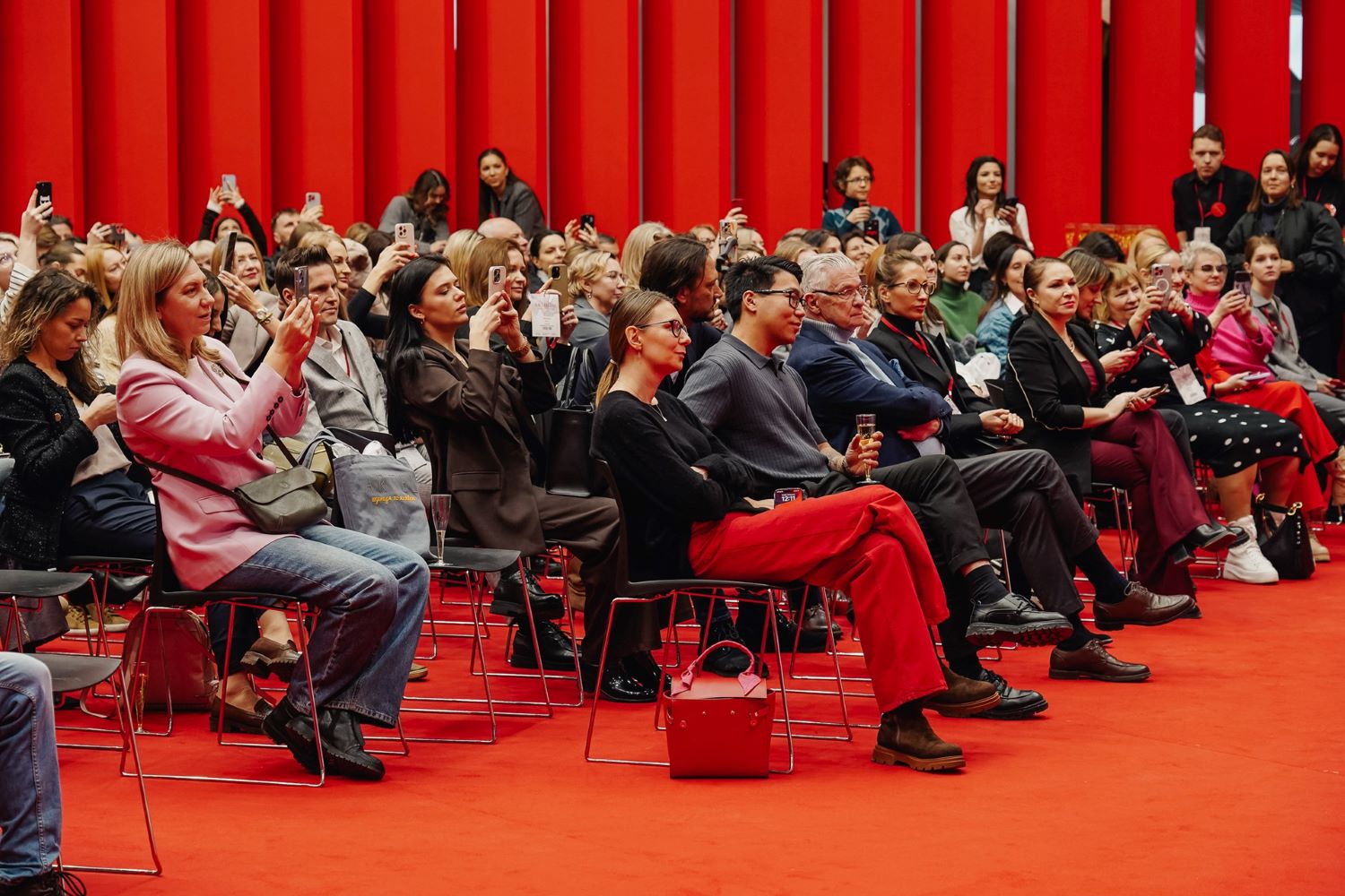 برنامج الحوارات العامة مع روّاد الرؤية في عالم التصميم