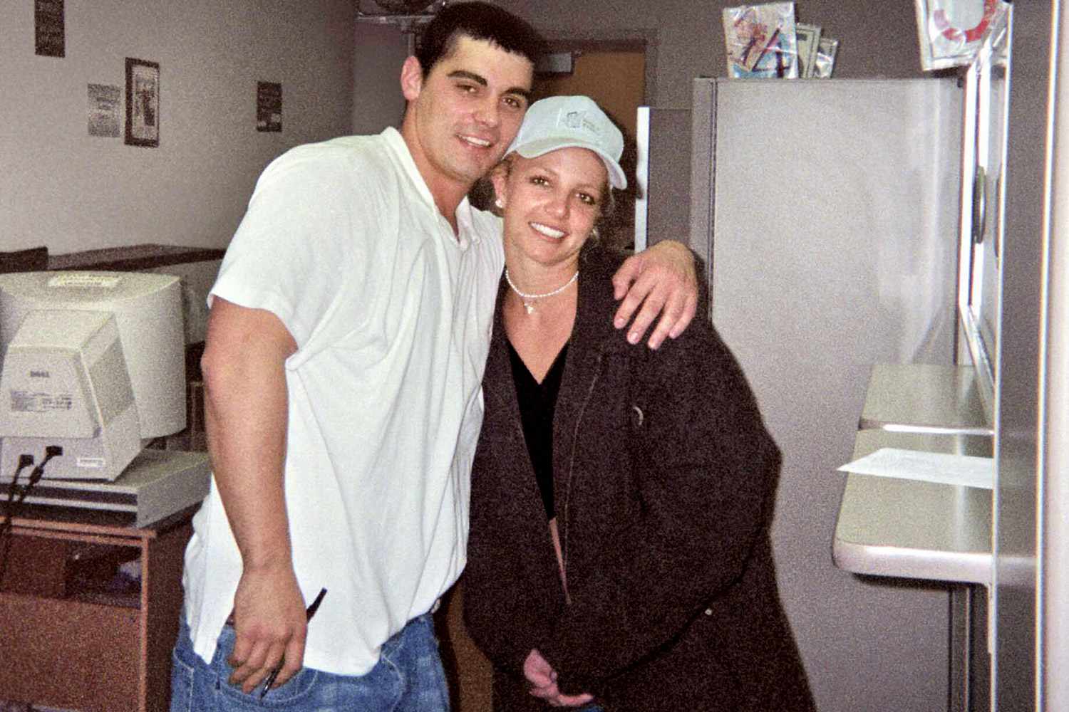 بريتني سبيرز Britney Spears وجيسون ألين ألكسندر Jason Allen Alexander